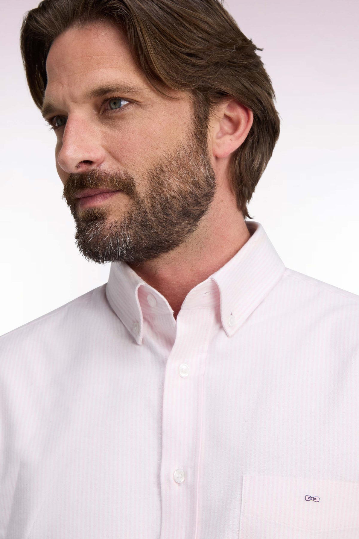 Chemise en coton à rayures bâtons roses coupe droite