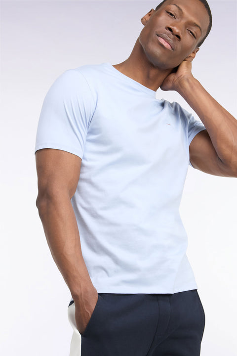 T-shirt manches courtes col rond en coton bleu ciel coupe droite - Image 1