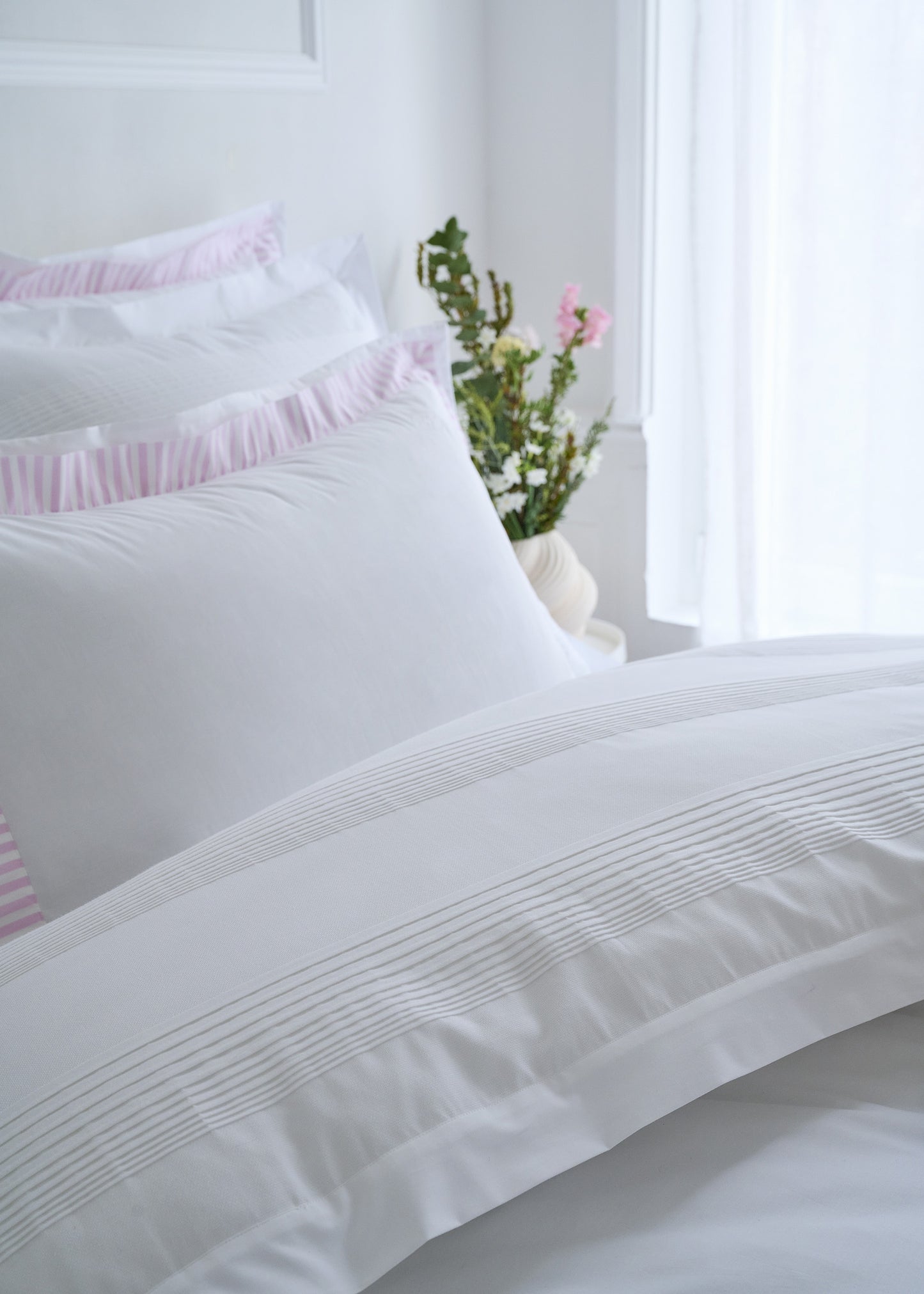 Housse de couette en percale de coton blanche bordures roses rayées