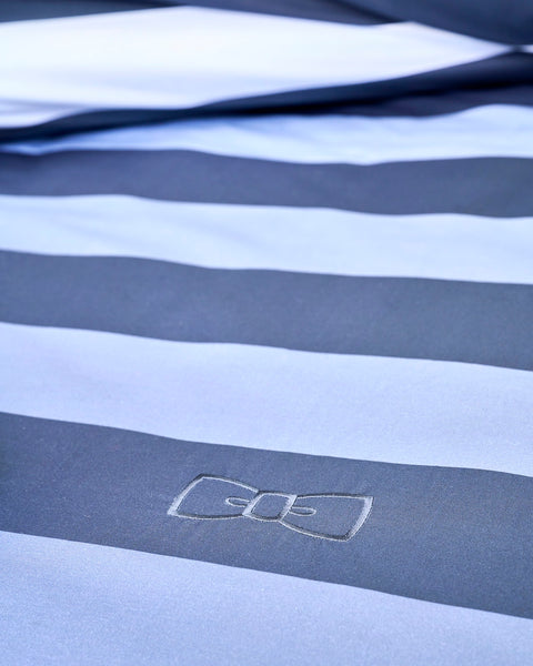 Navy gradient striped cotton percale duvet cover - Image 3