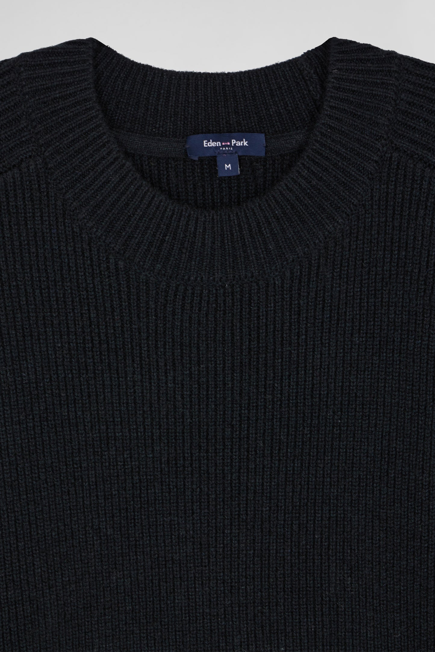 Plain round-neck sweater in black wool and cashmere, regular fit