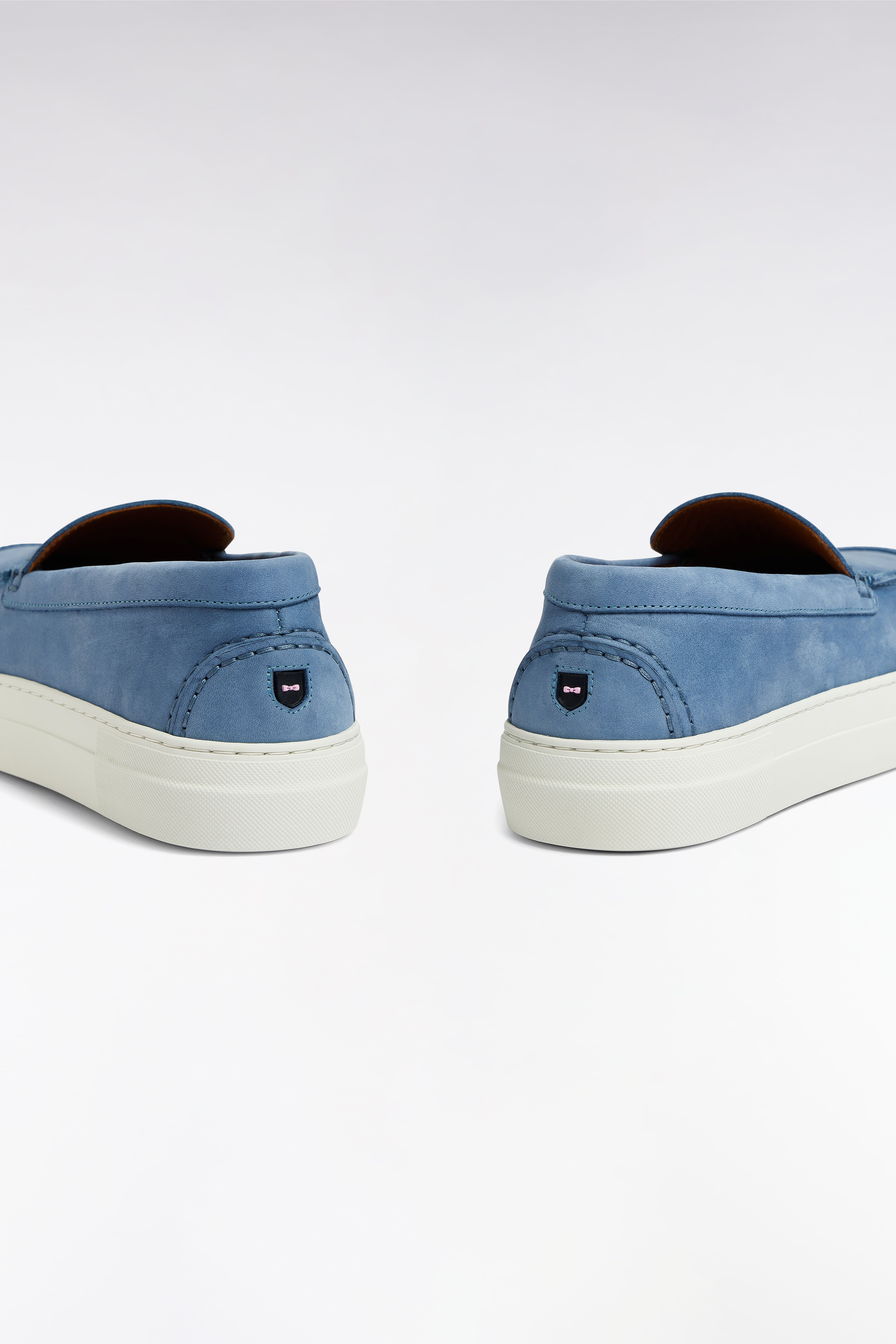 Mocassins à semelles sneakers en cuir suédé bleu gris