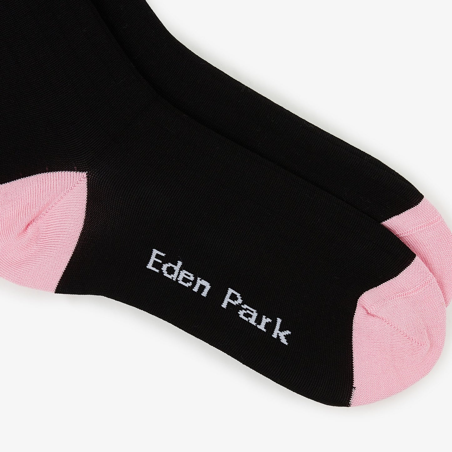 Paire de chaussettes noires côtelées