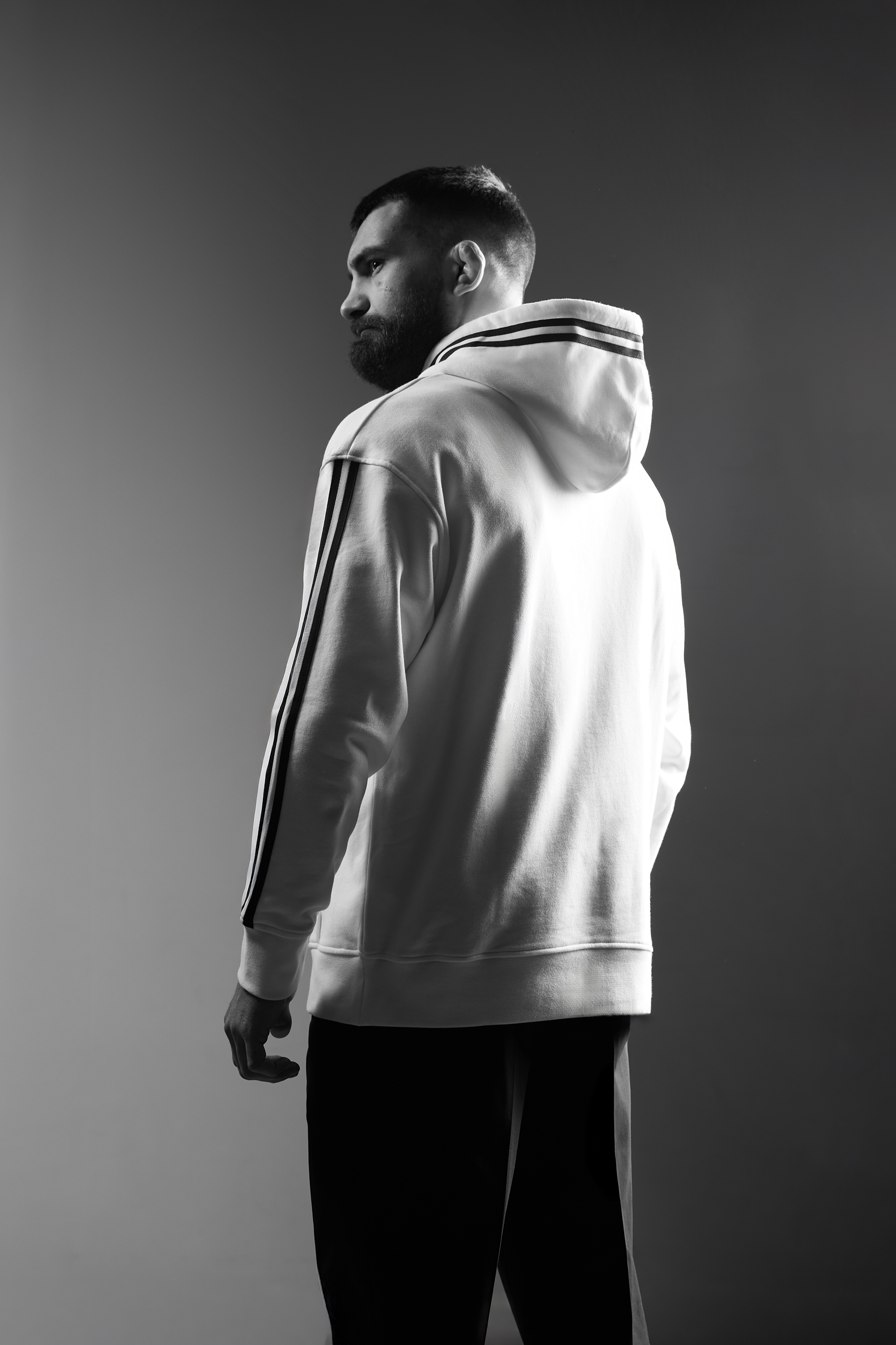 Sweat oversize écru Benoît Saint Denis x Eden Park