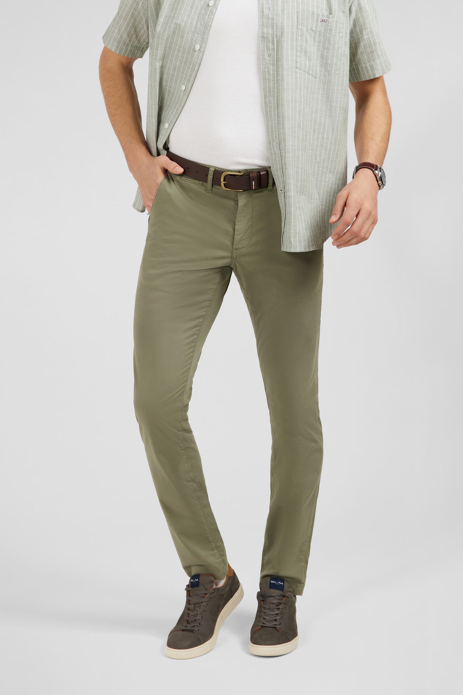 Pantalon chino kaki