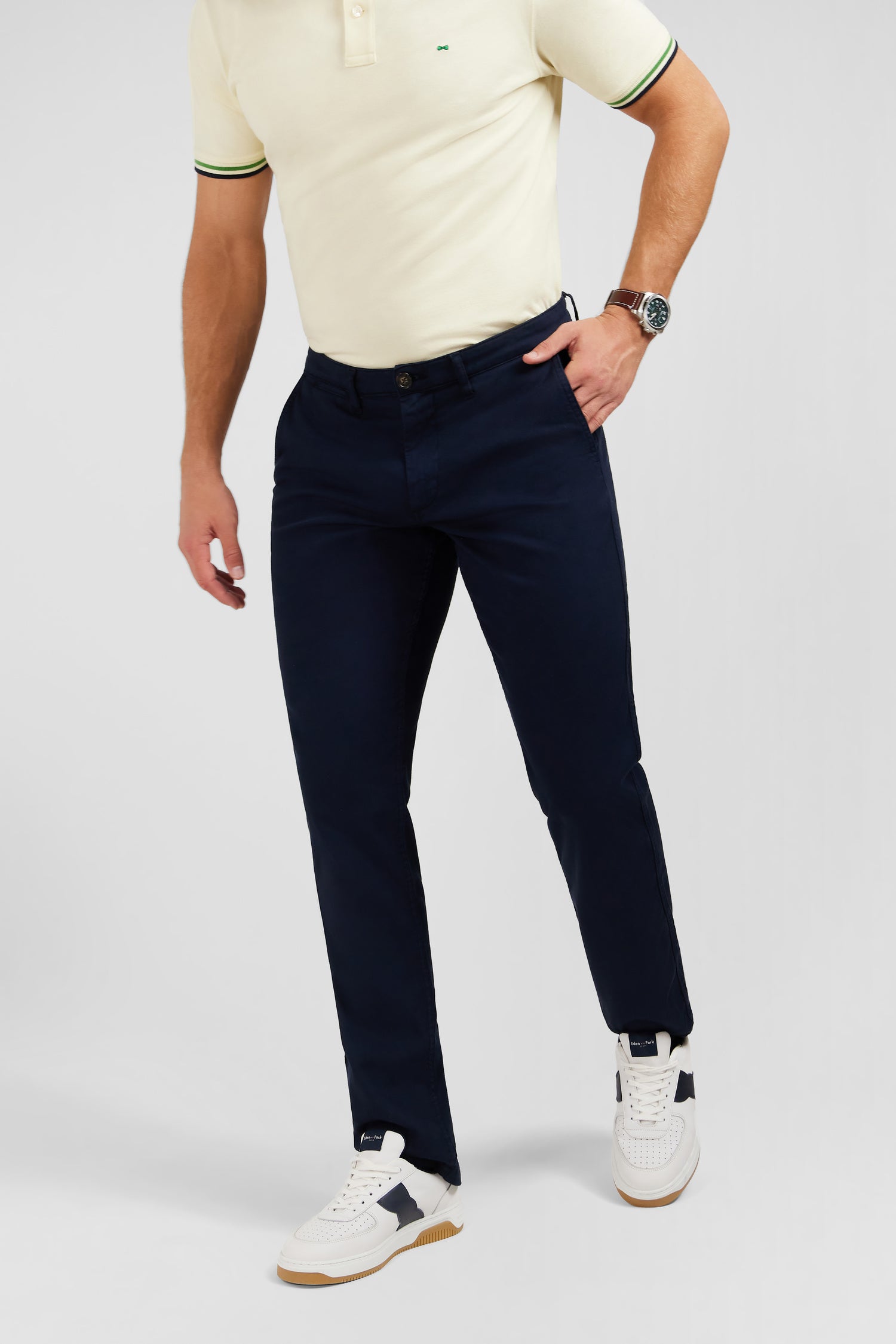 Pantalon chino sans plis bleu marine