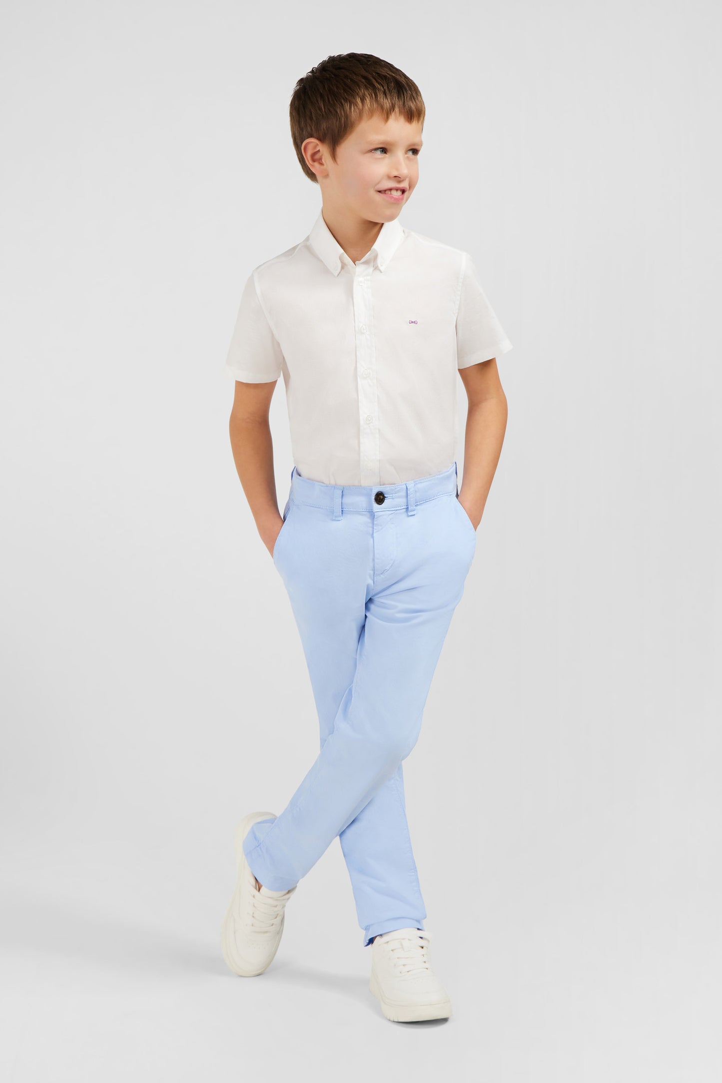 Pantalon chino bleu ciel en coton stretch