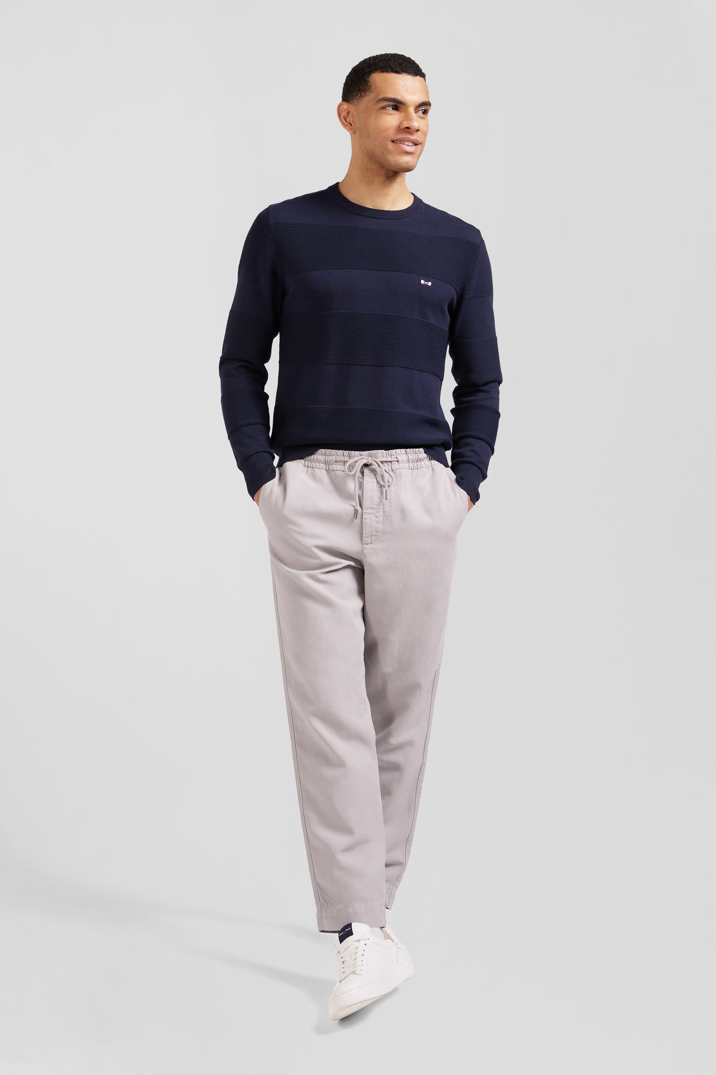 Pantalon à taille élastiquée en lyocell mélangé gris