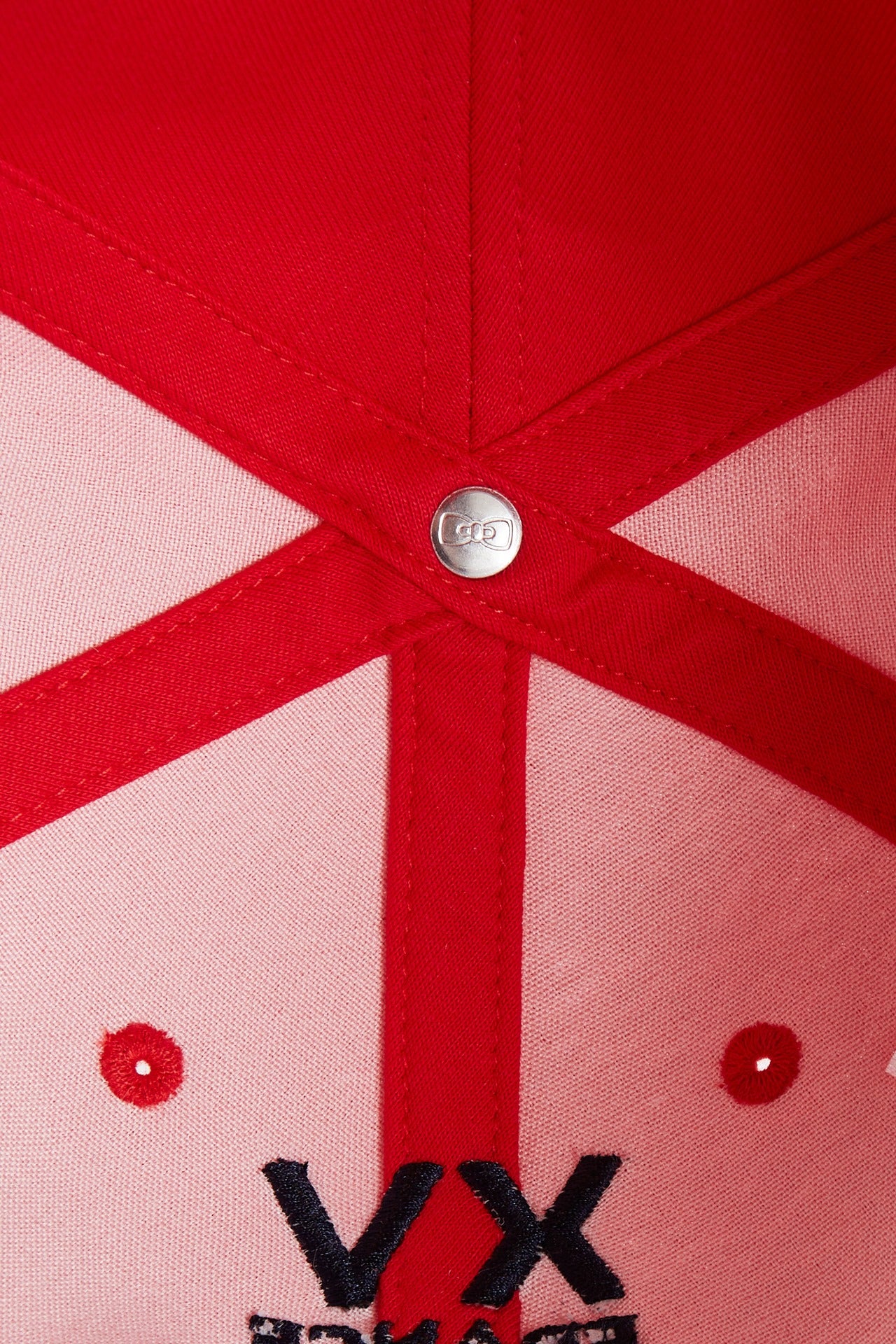 Casquette en coton bicolore marine et rouge emblème coq