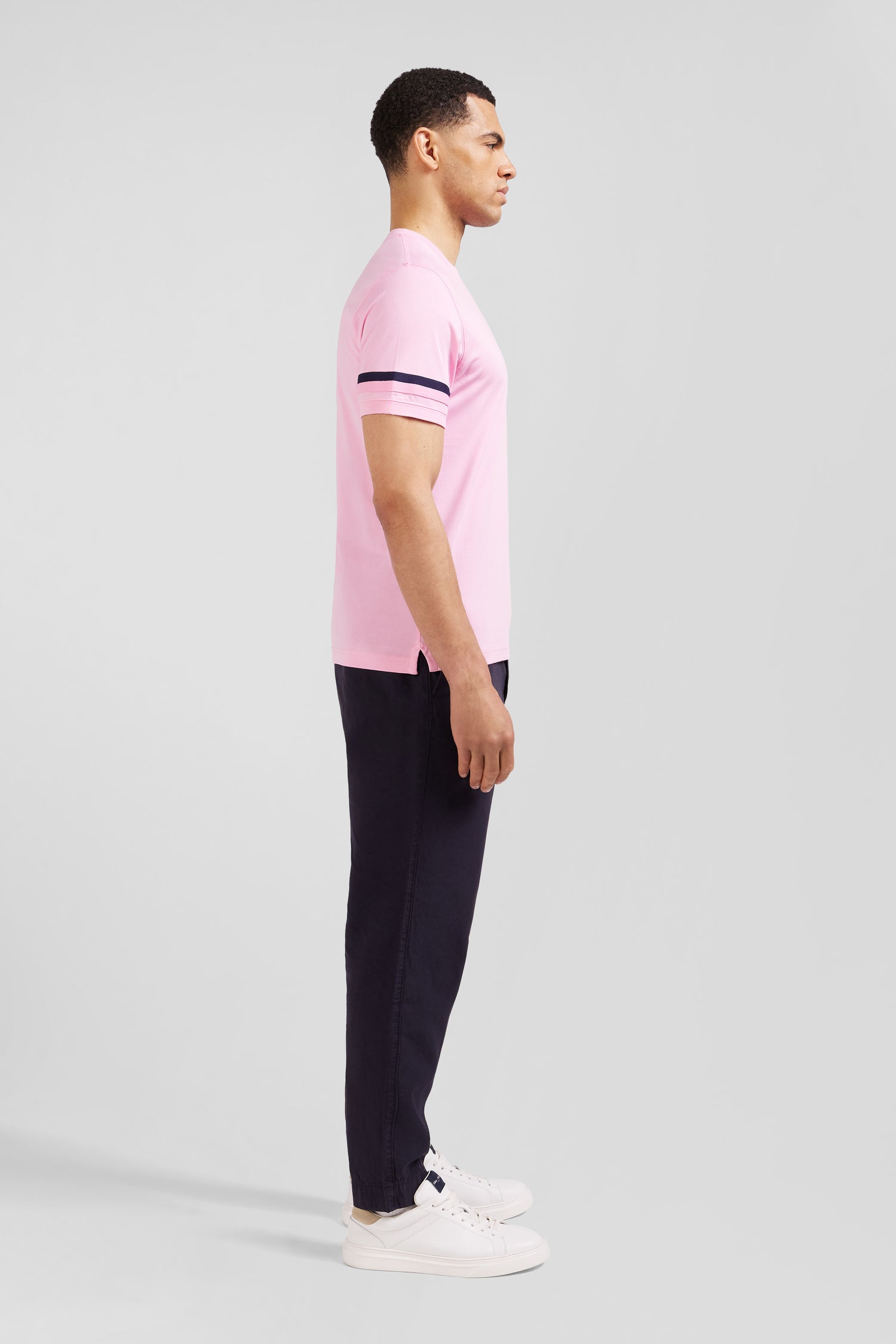T-shirt manches courtes rose en coton badges emblème