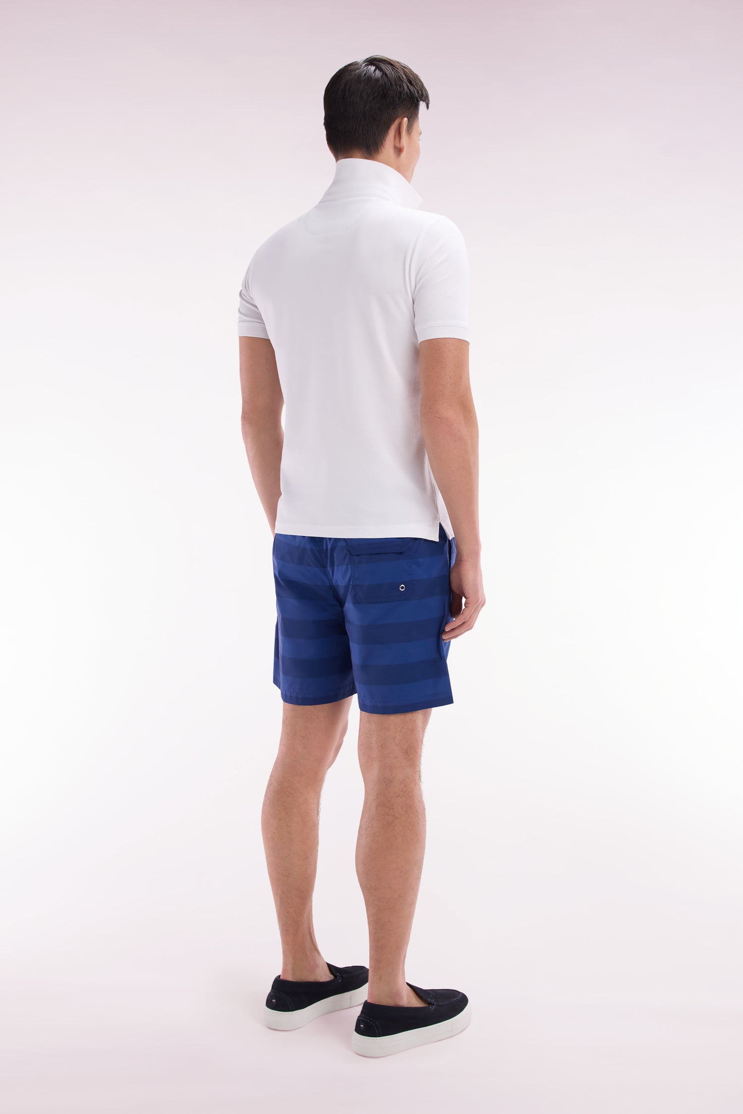 Maillot de bain cerclé bleu foncé