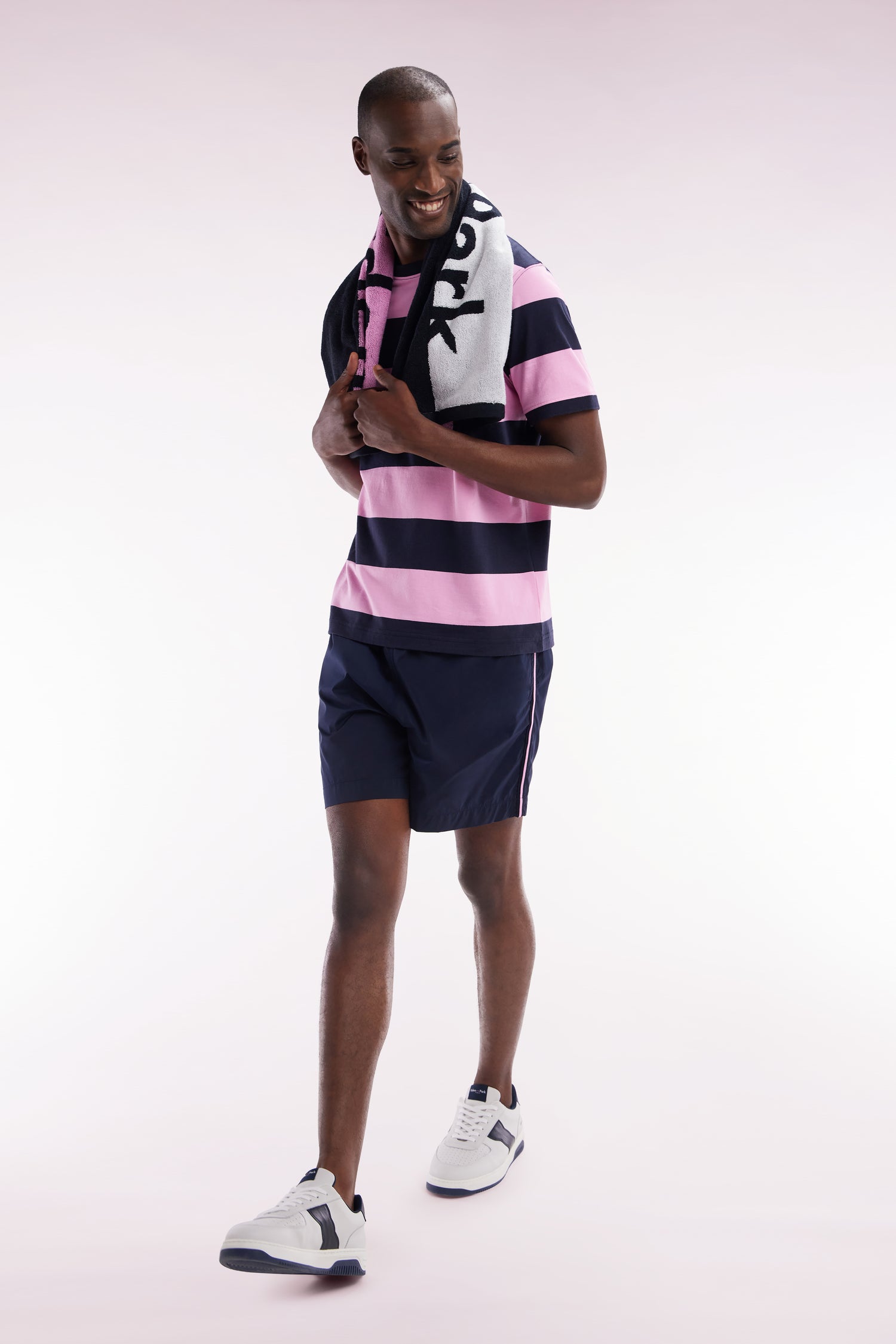 Maillot de bain marine à détails tricolores