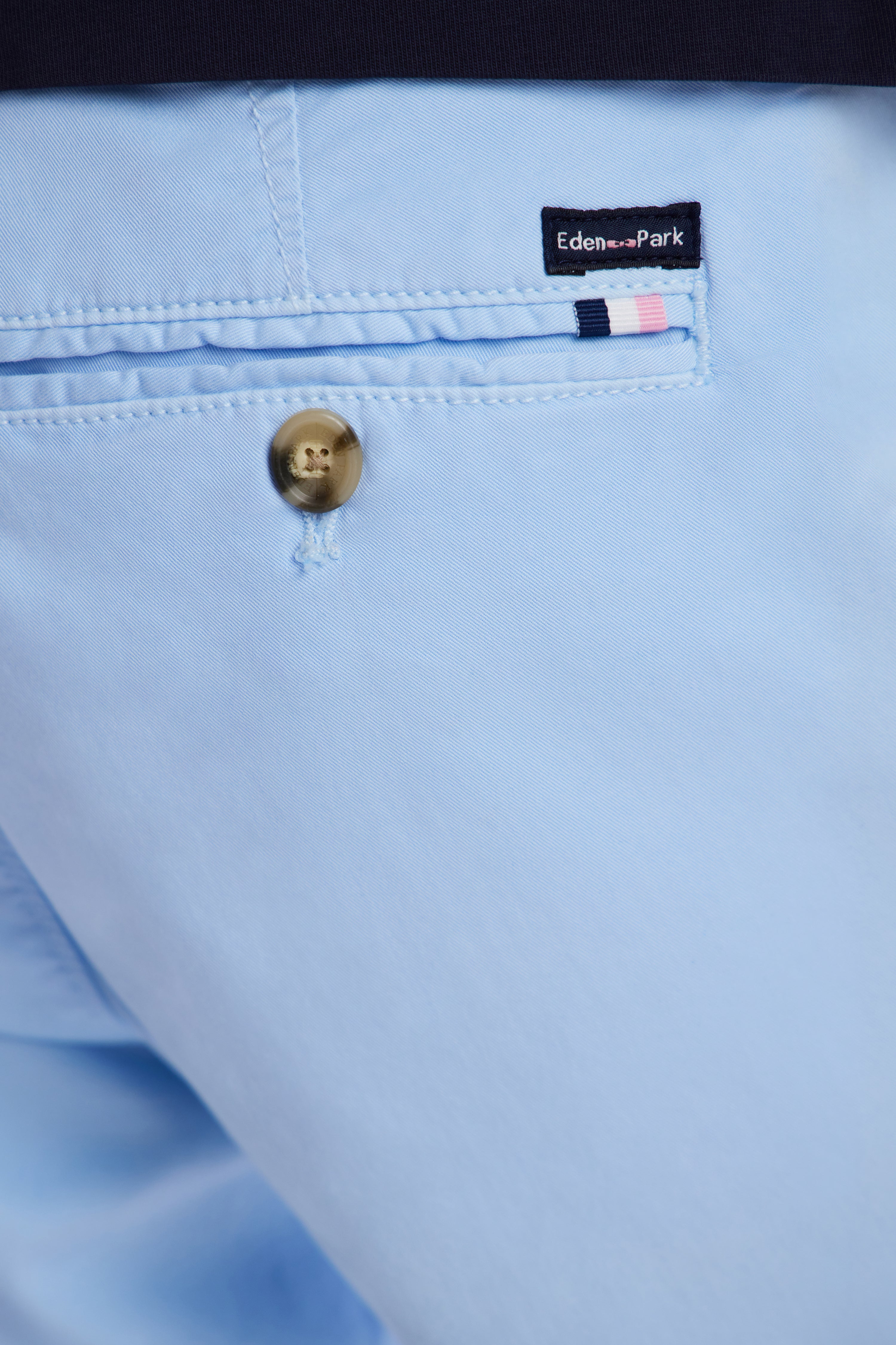 Pantalon chino sans plis en coton stretch bleu clair coupe droite