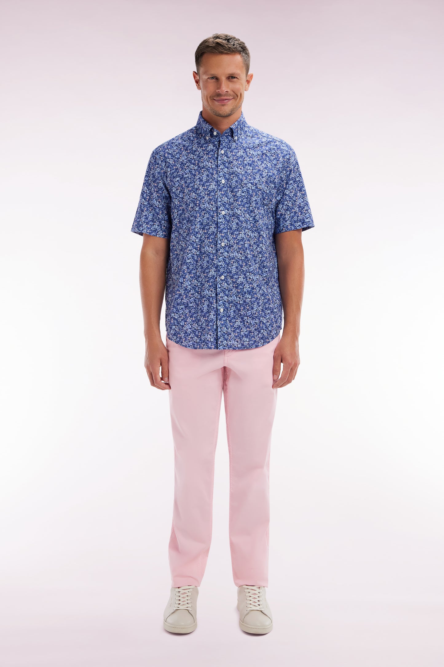 Pink straight-cut stretch cotton pleat-free chinos