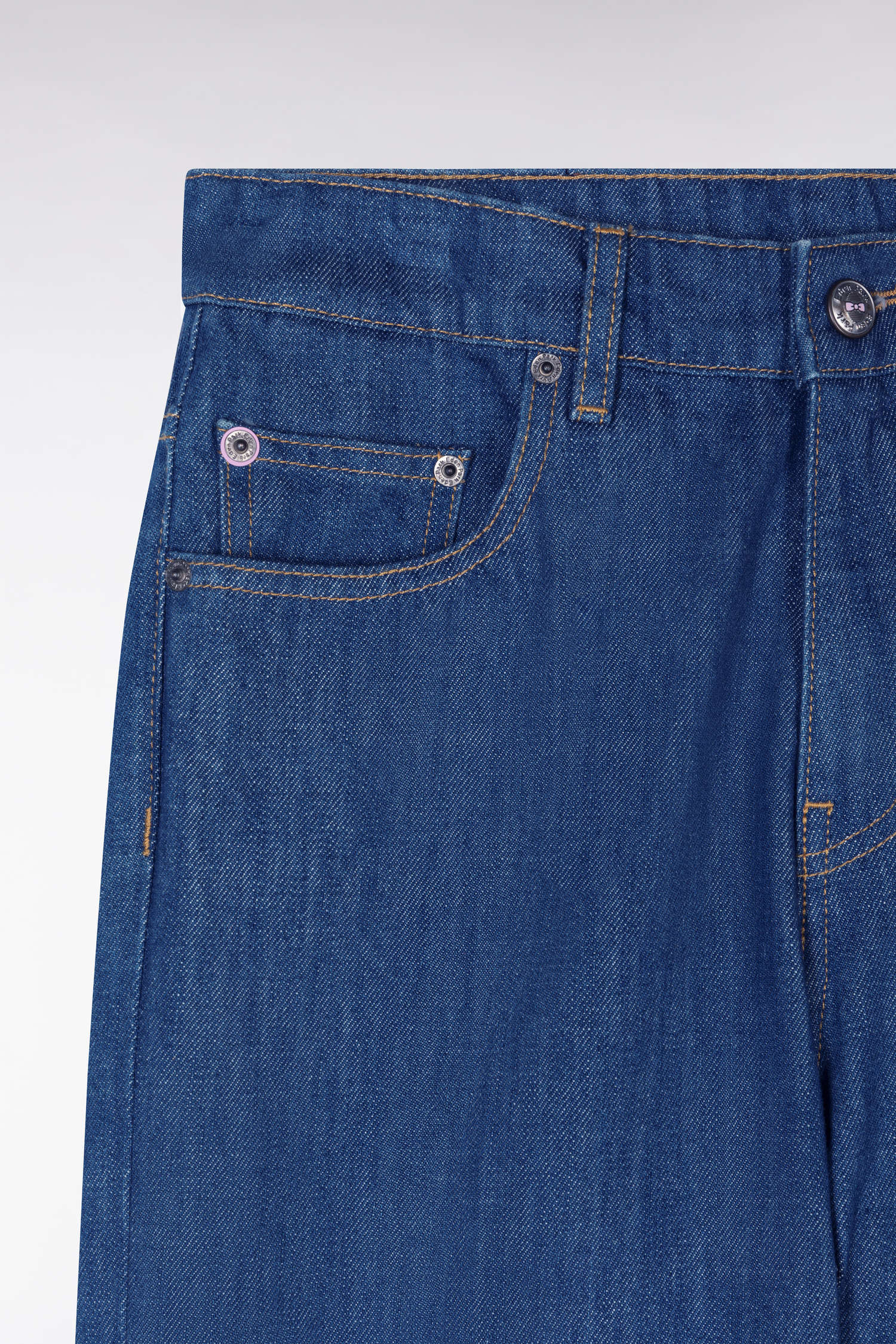 Jean 5 poche en denim brut coupe Flare
