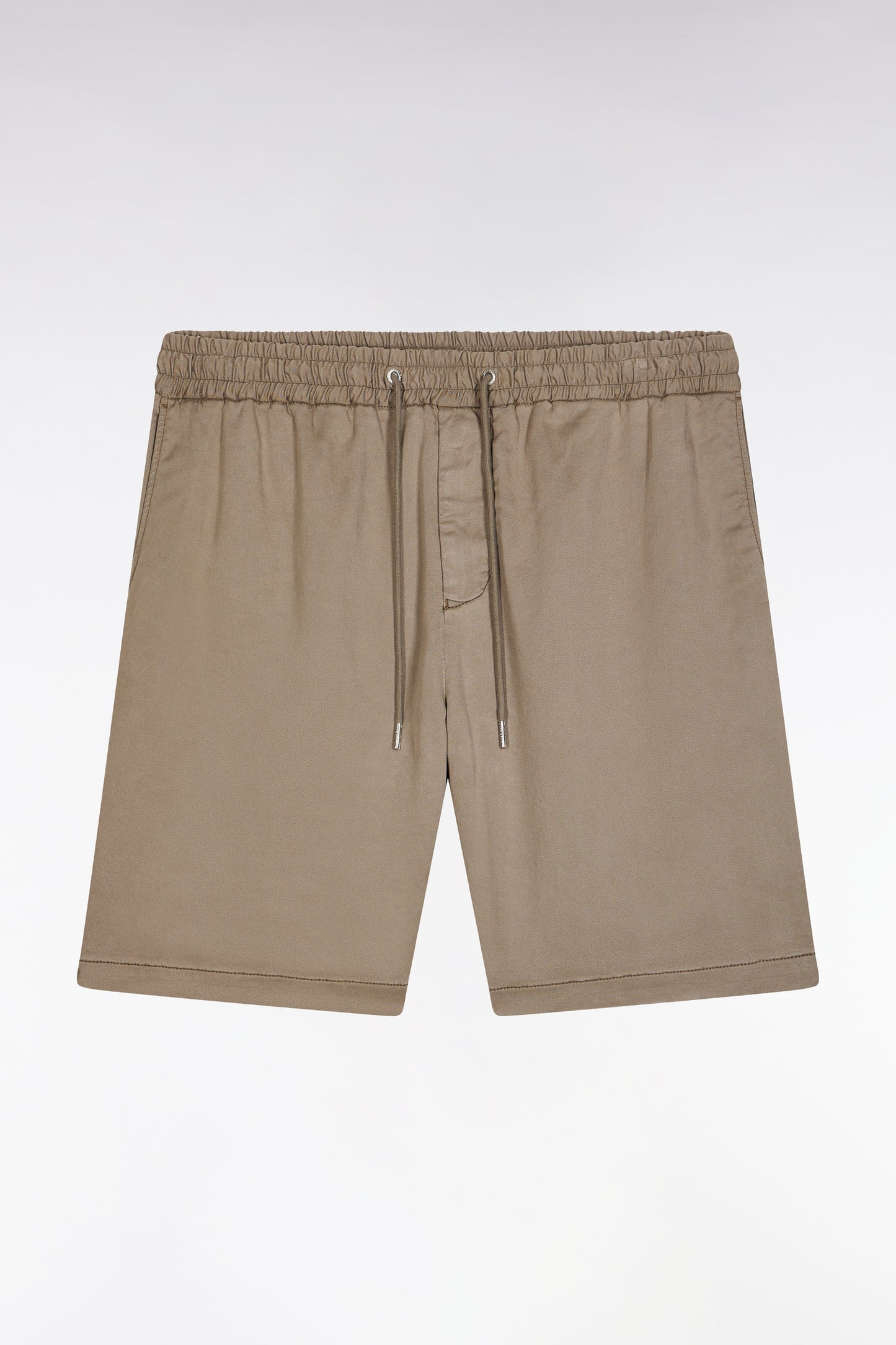 Elasticated waistband sand Bermuda shorts in lyocell and stretch cotton