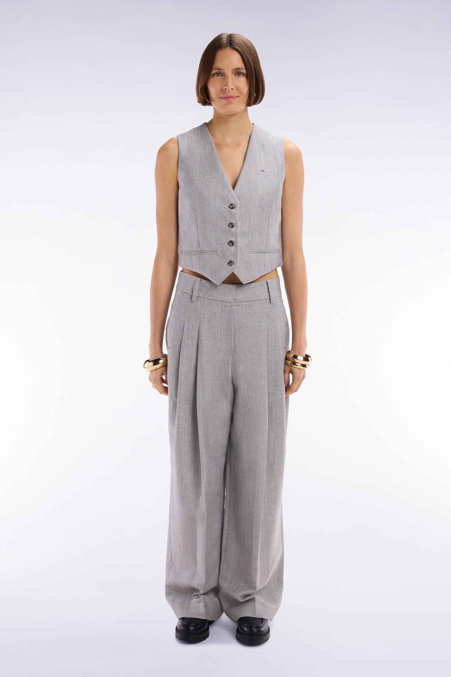 Pantalon chevron à plis en laine et lin gris