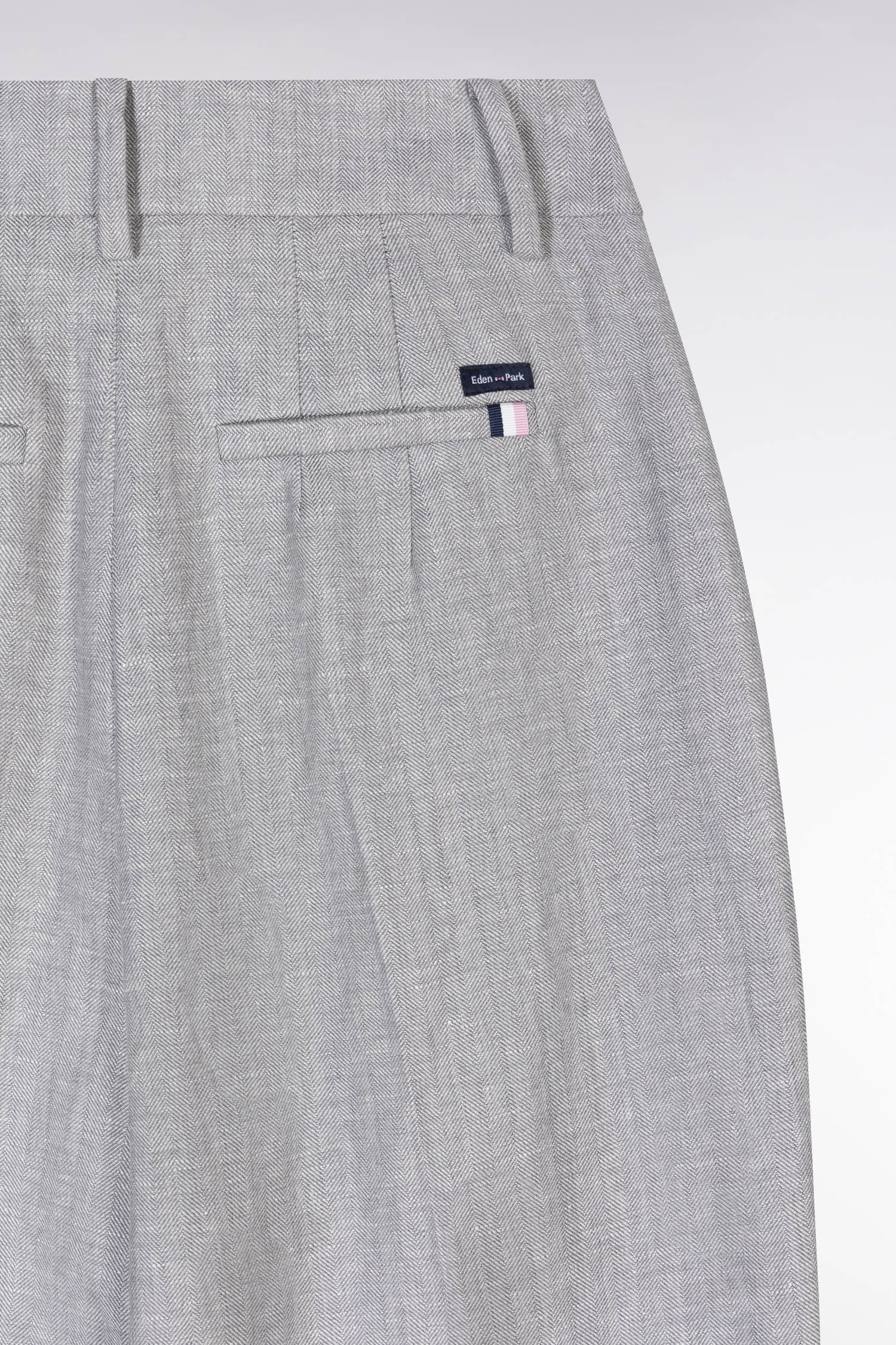 Pantalon chevron à plis en laine et lin gris