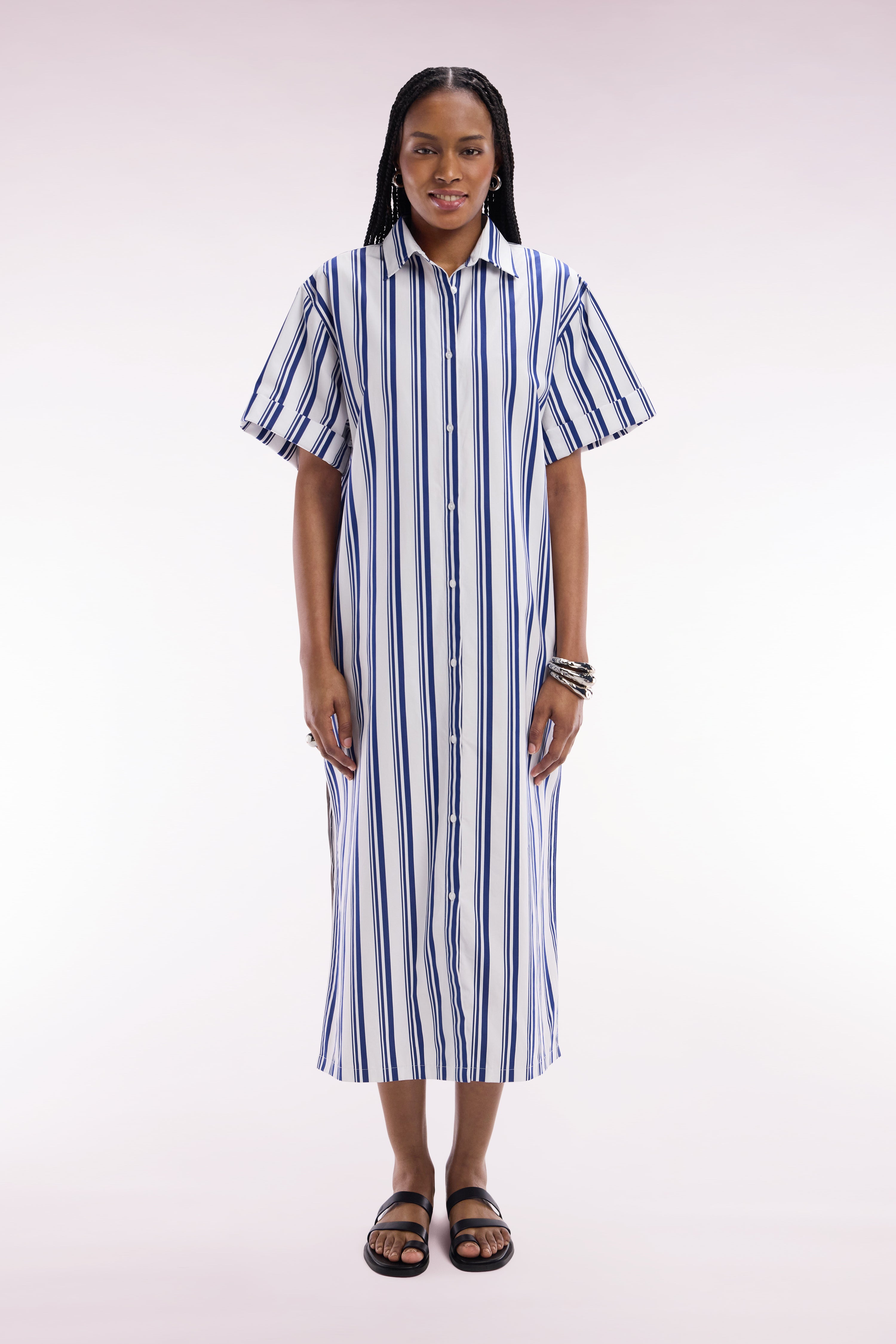 Kleid Hemd gestreift aus Baumwolle Marineblau und Weiß lockere Passform