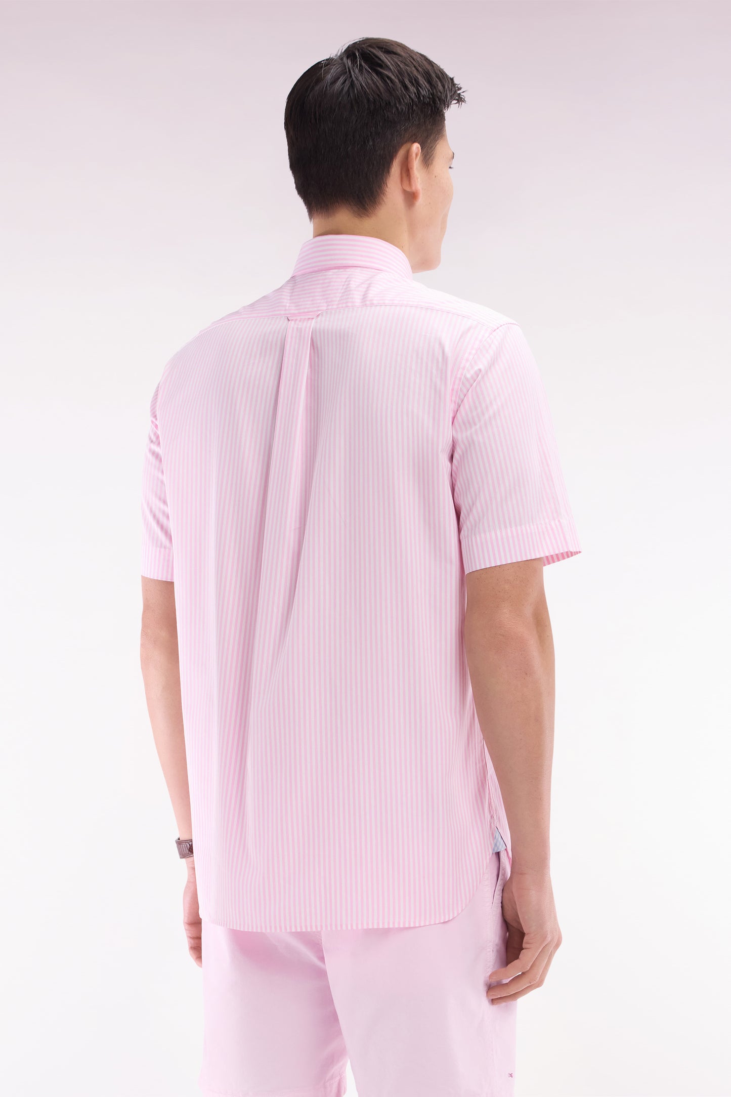 Straight short-sleeved shirt in striped pink cotton