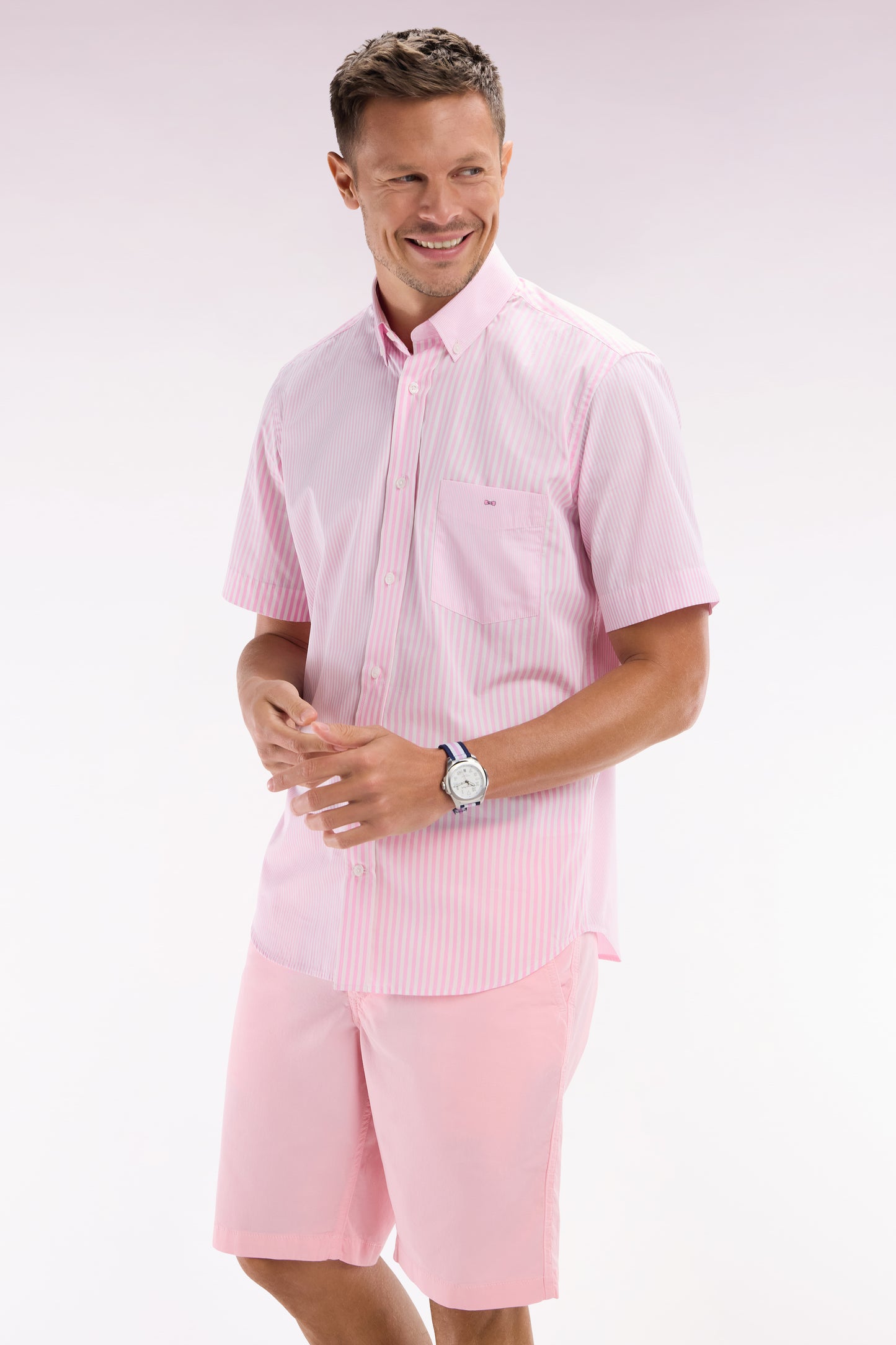 Straight short-sleeved shirt in pink striped poplin cotton