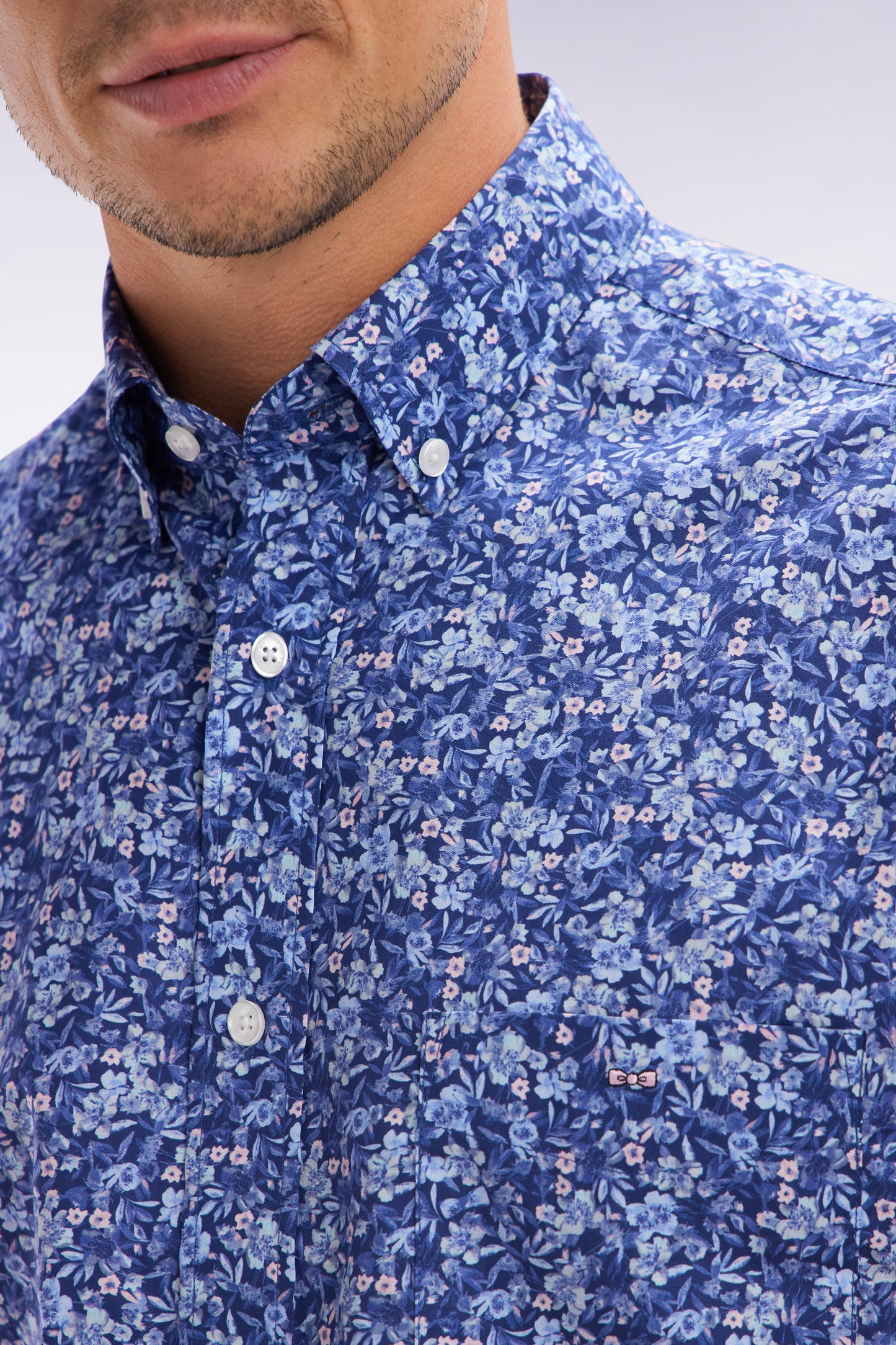 Straight short-sleeved shirt in Pima cotton poplin blue micro floral pattern