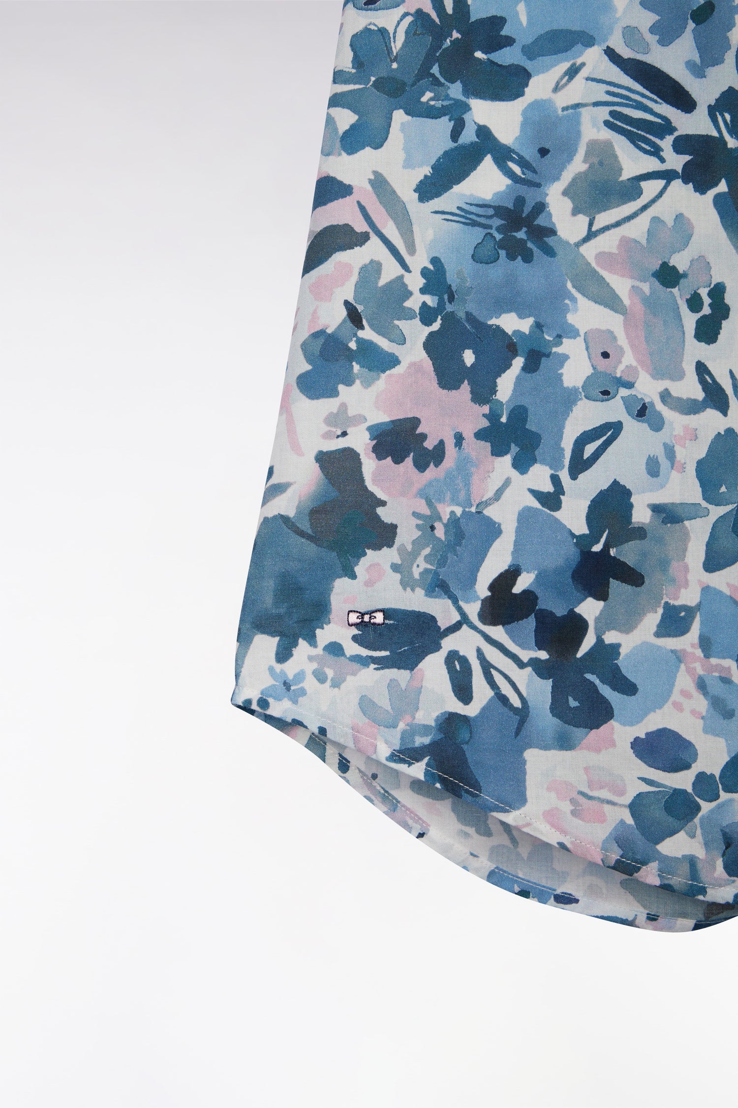 short-sleeved shirt in cotton printed floral navy fitted cut