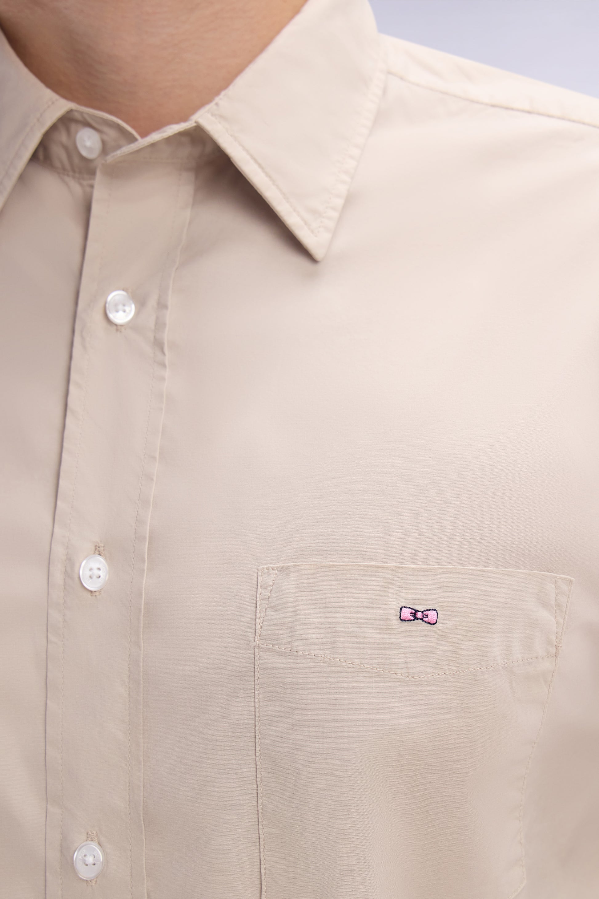 Chemise unisexe en coton et lyocell stretch beige coupe droite