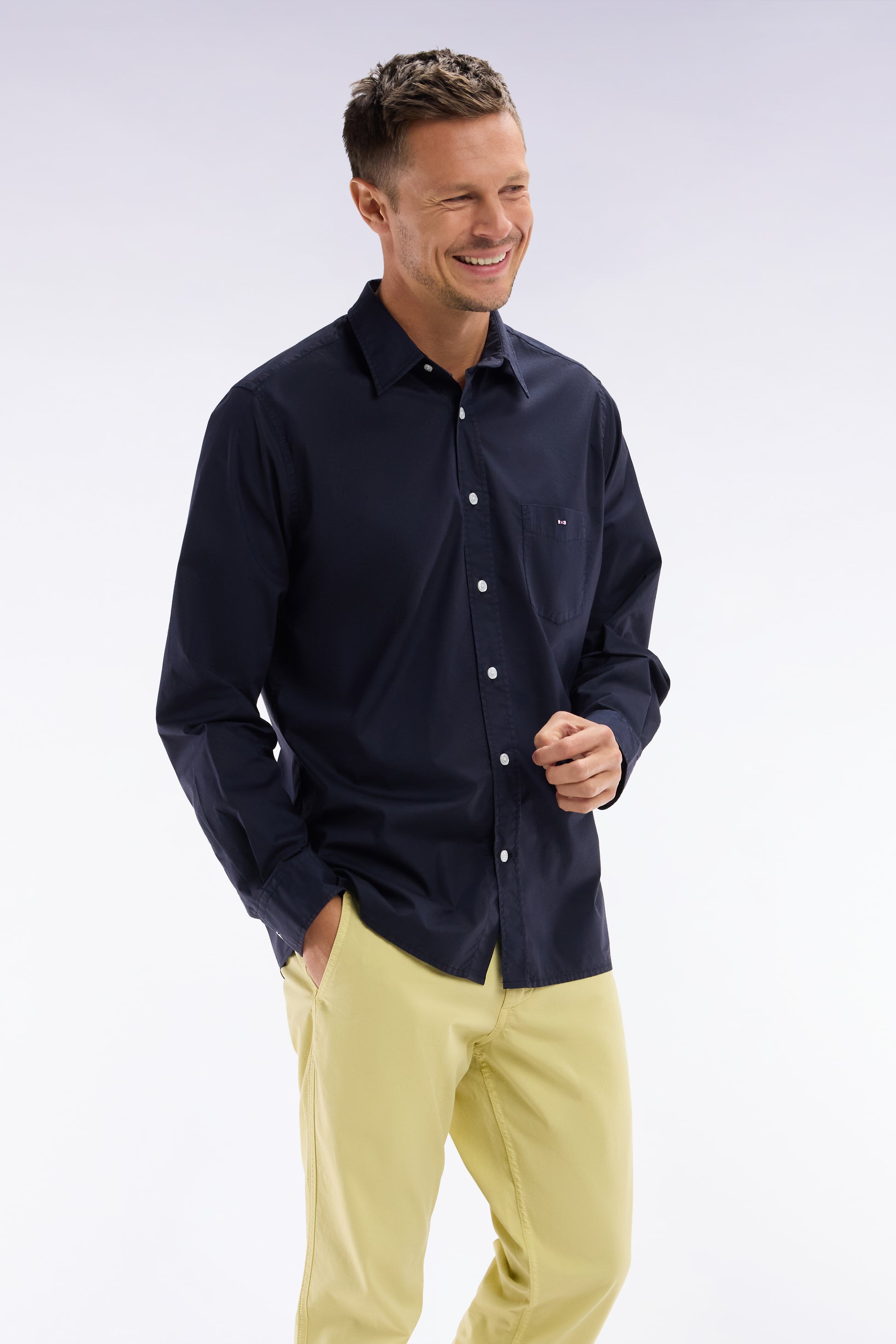 Chemise unisexe en coton et lyocell stretch marine coupe droite