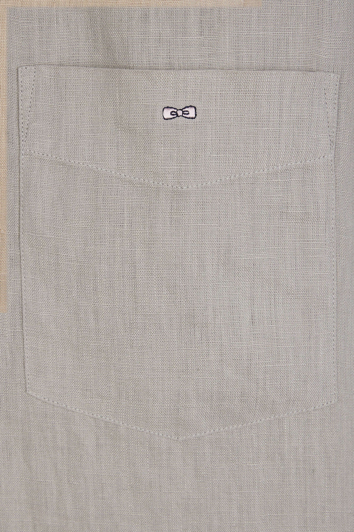 Chemise en lin gris unie coupe droite