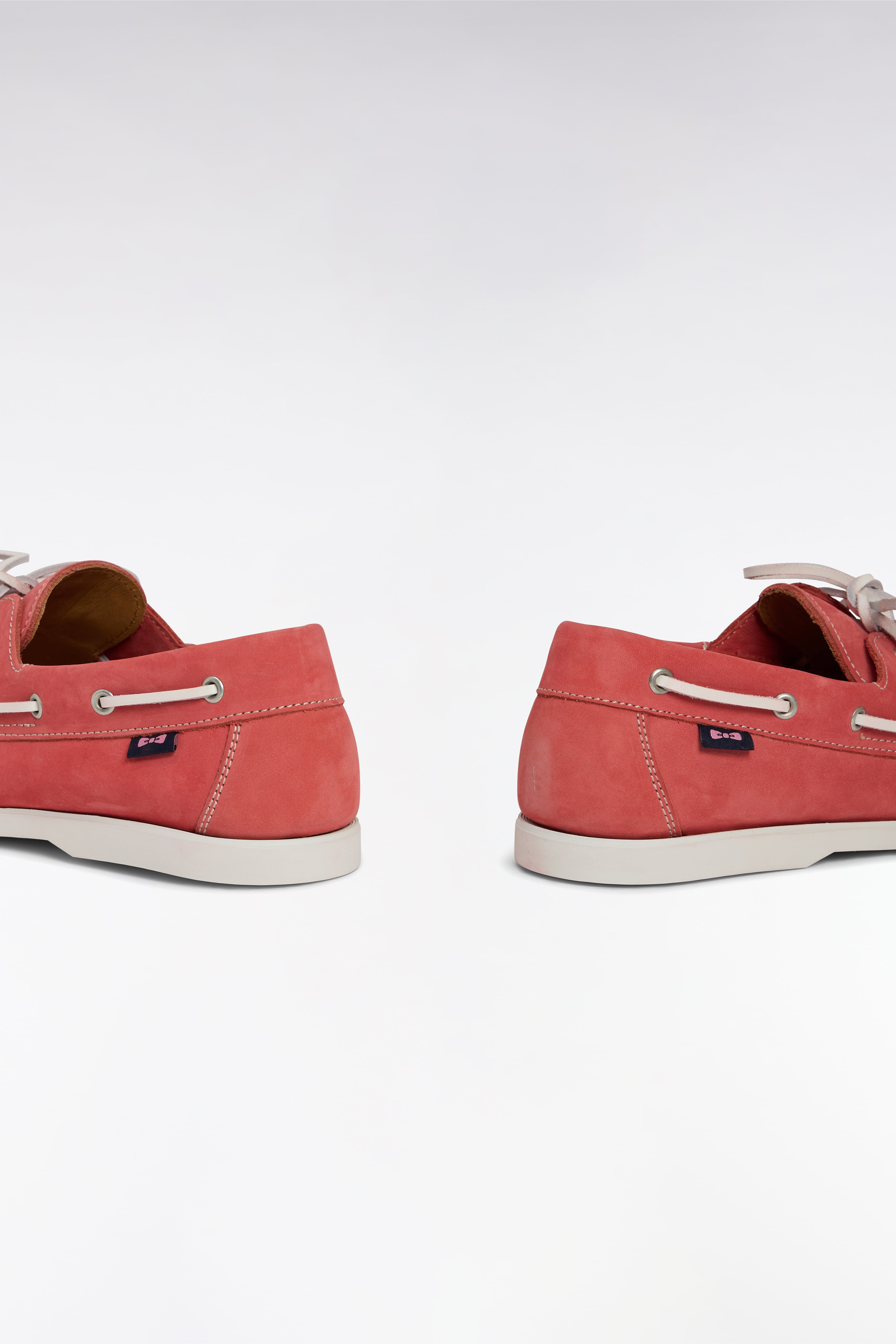 Mocassins bateau en cuir suédé rouge