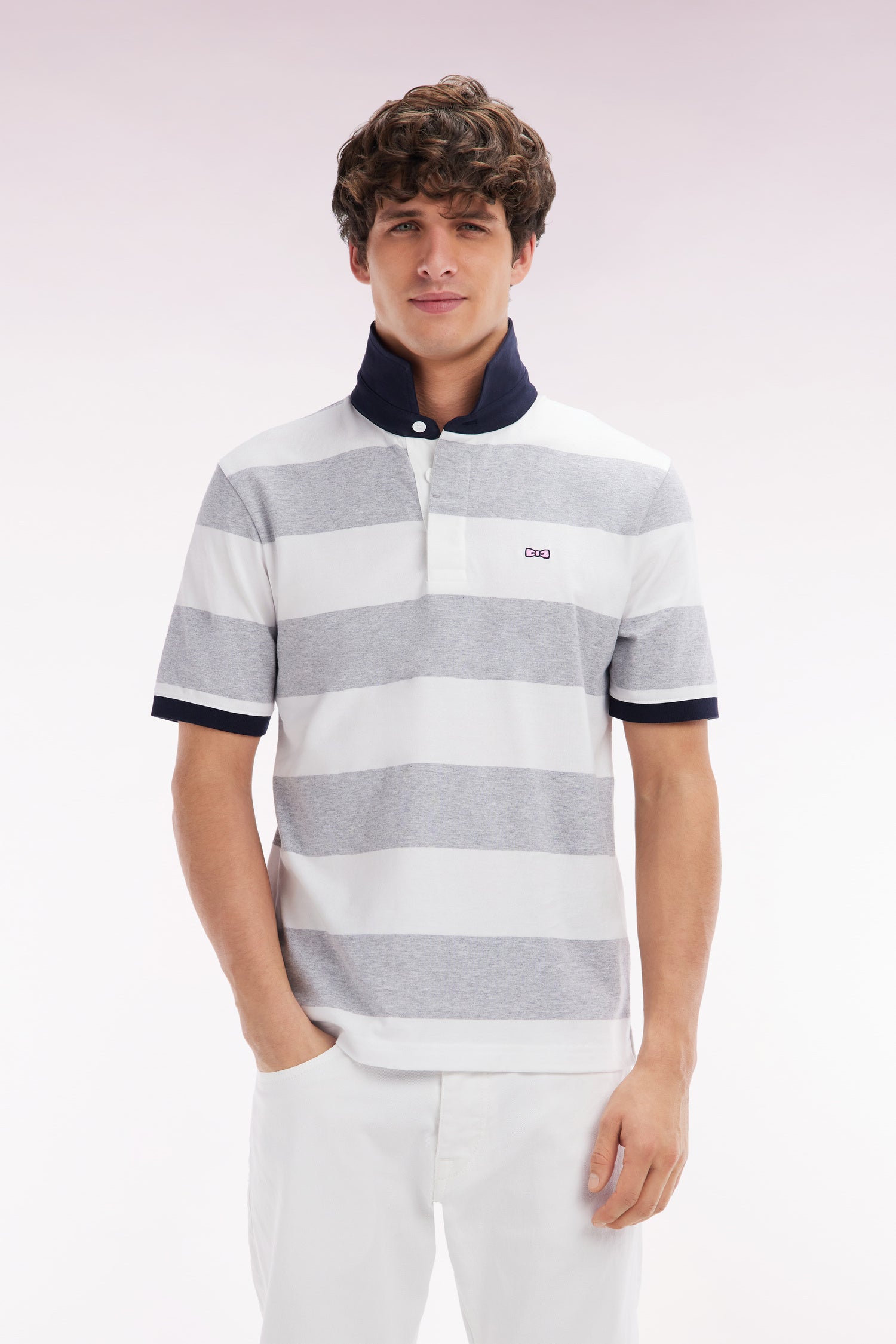 Maillot à manches courtes en coton Pima cerclé gris et blanc coupe droite
