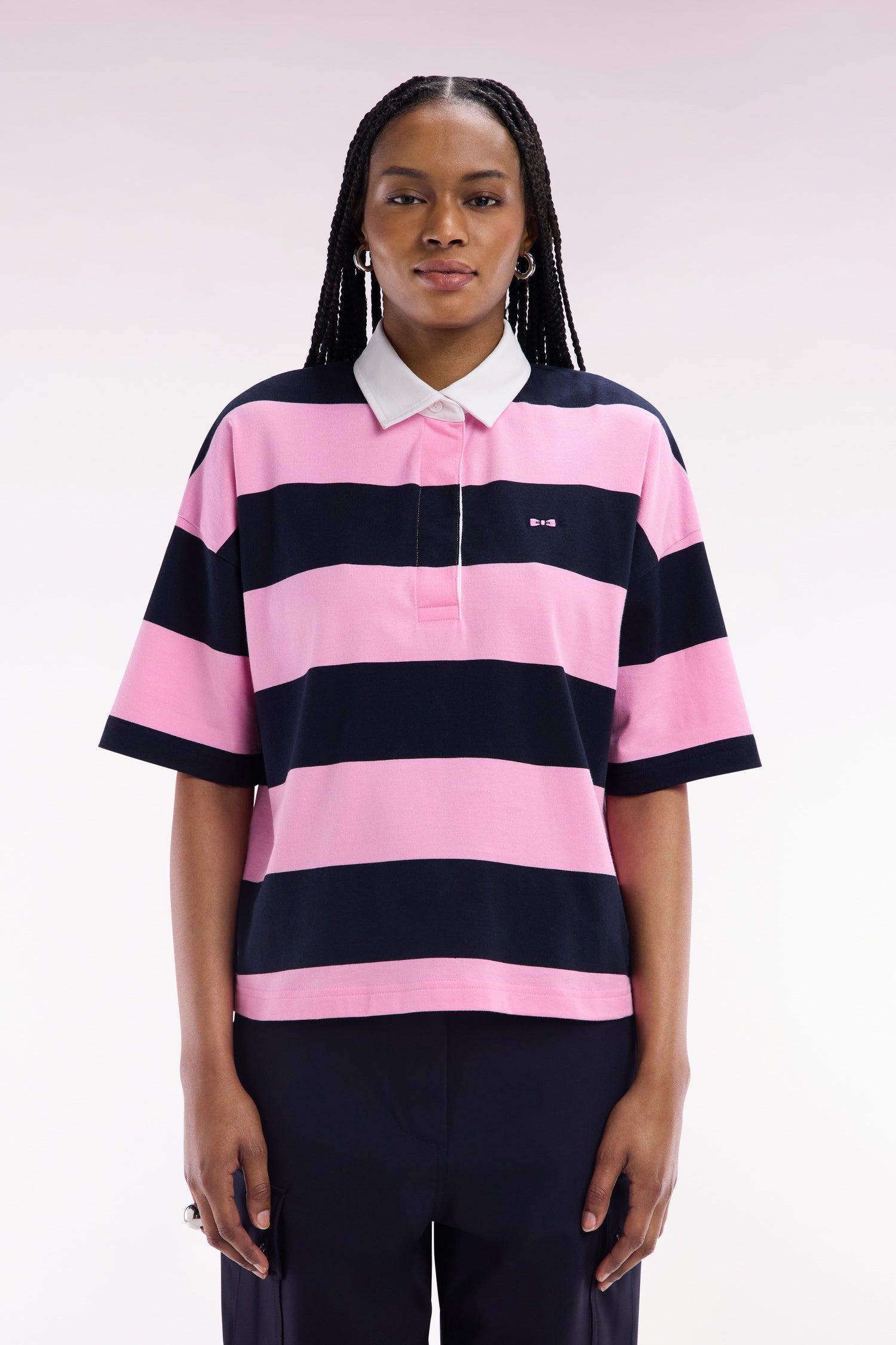 Maillot à manches courtes rayé bleu marine et rose coupe décontractée