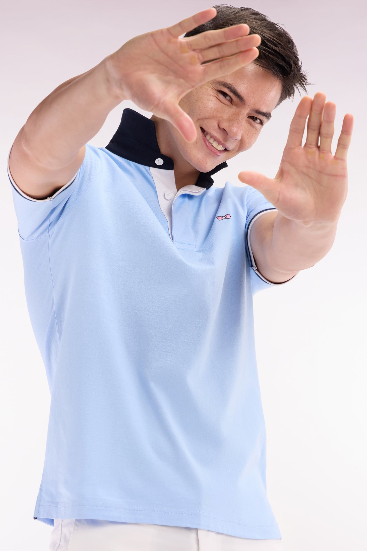 Straight-cut sky blue cotton short-sleeved rugby shirt with Eden Park back embroidery