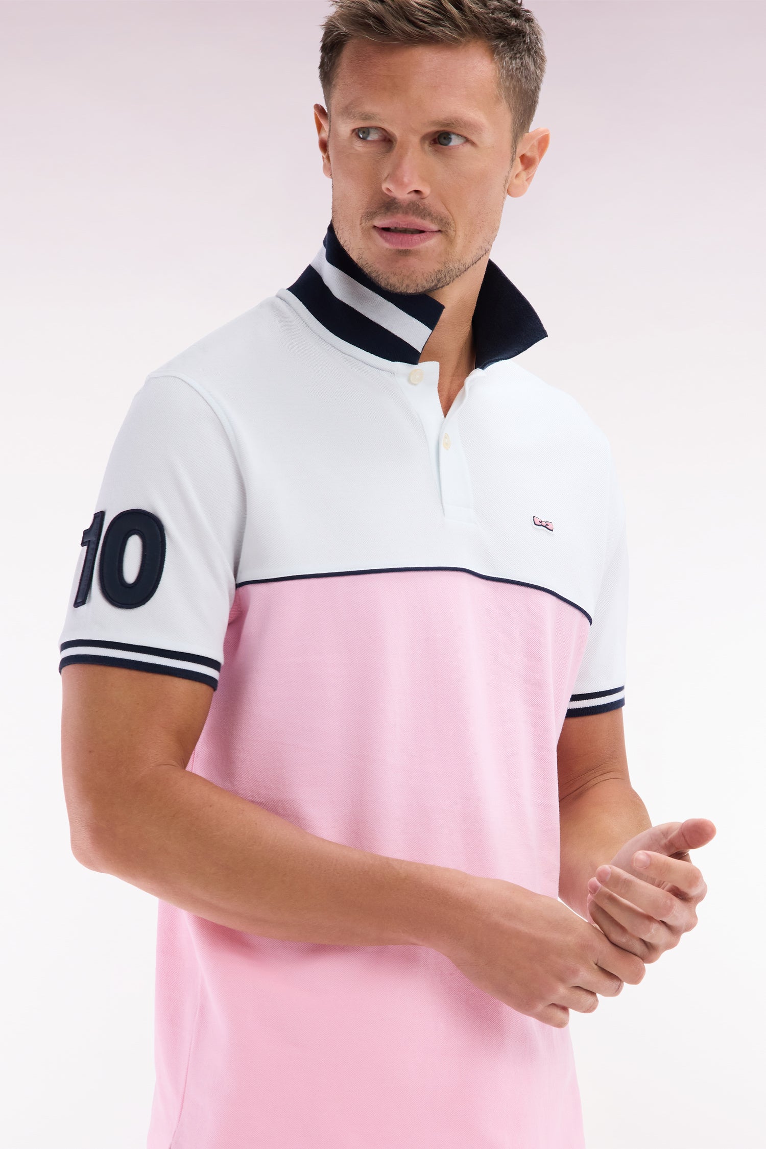 Polo à manches courtes bicolore en coton rose et blanc coupe décontractée