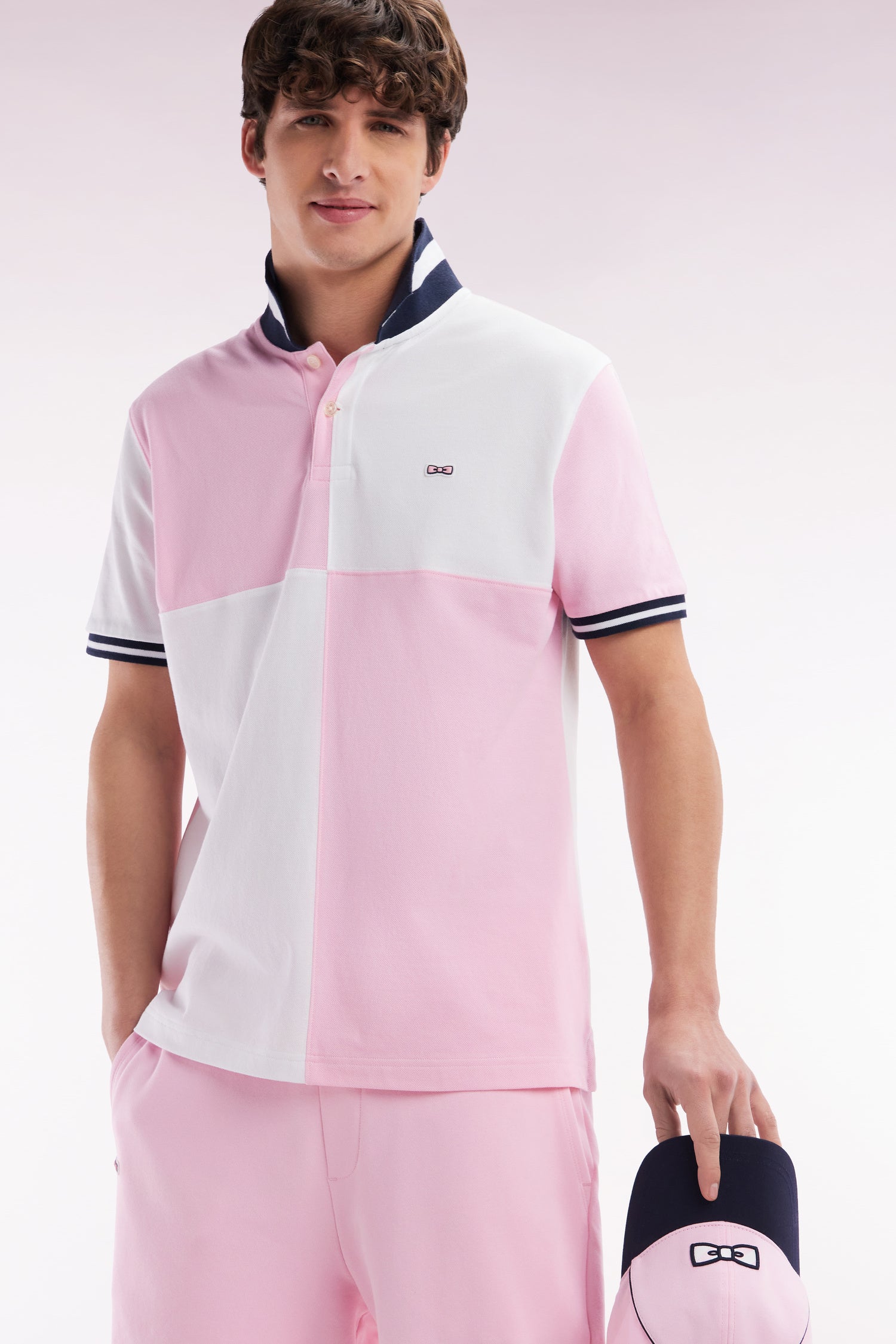 Polo à manches courtes coupé-cousu en coton rose coupe décontractée