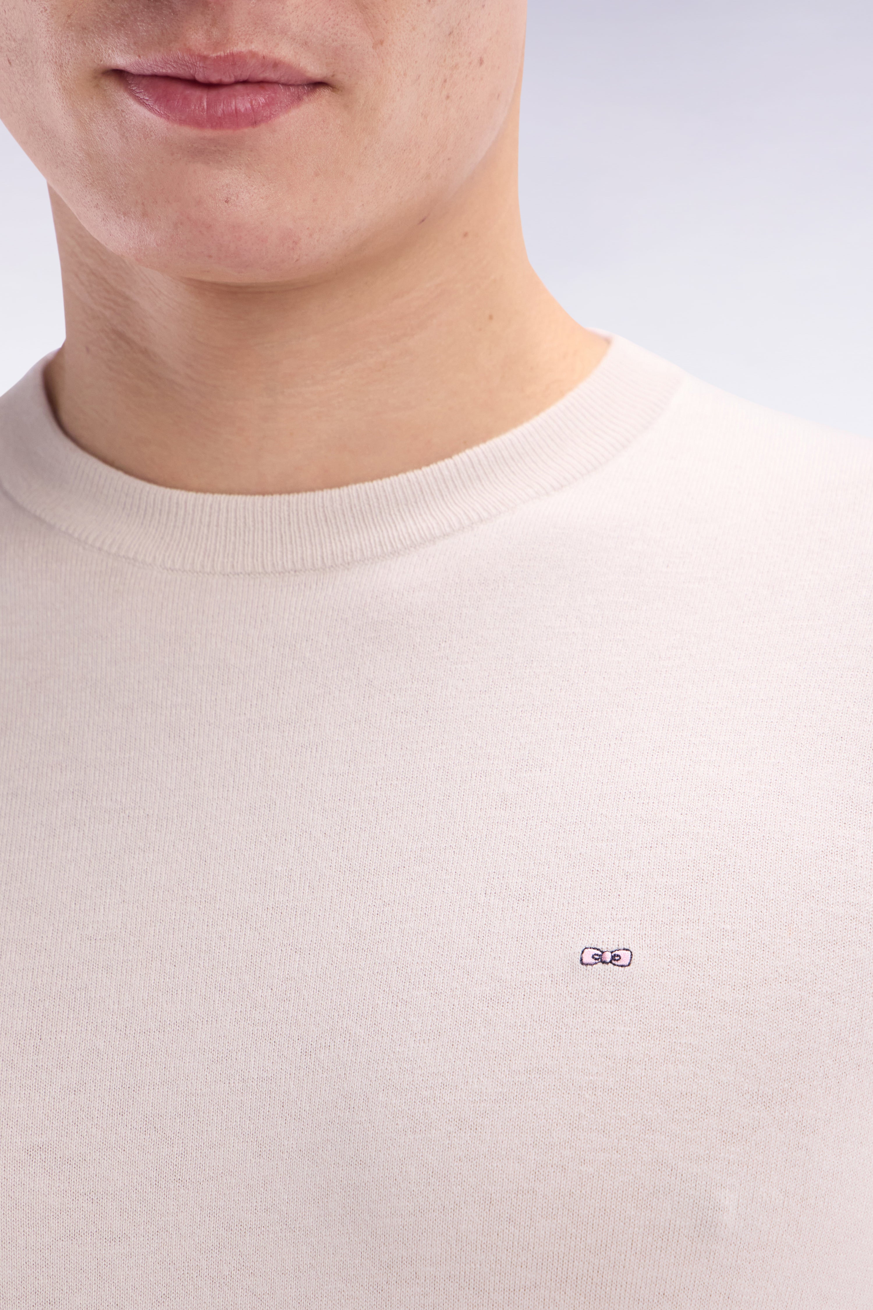 Pull col rond en coton et soie mélangés beige coupe droite