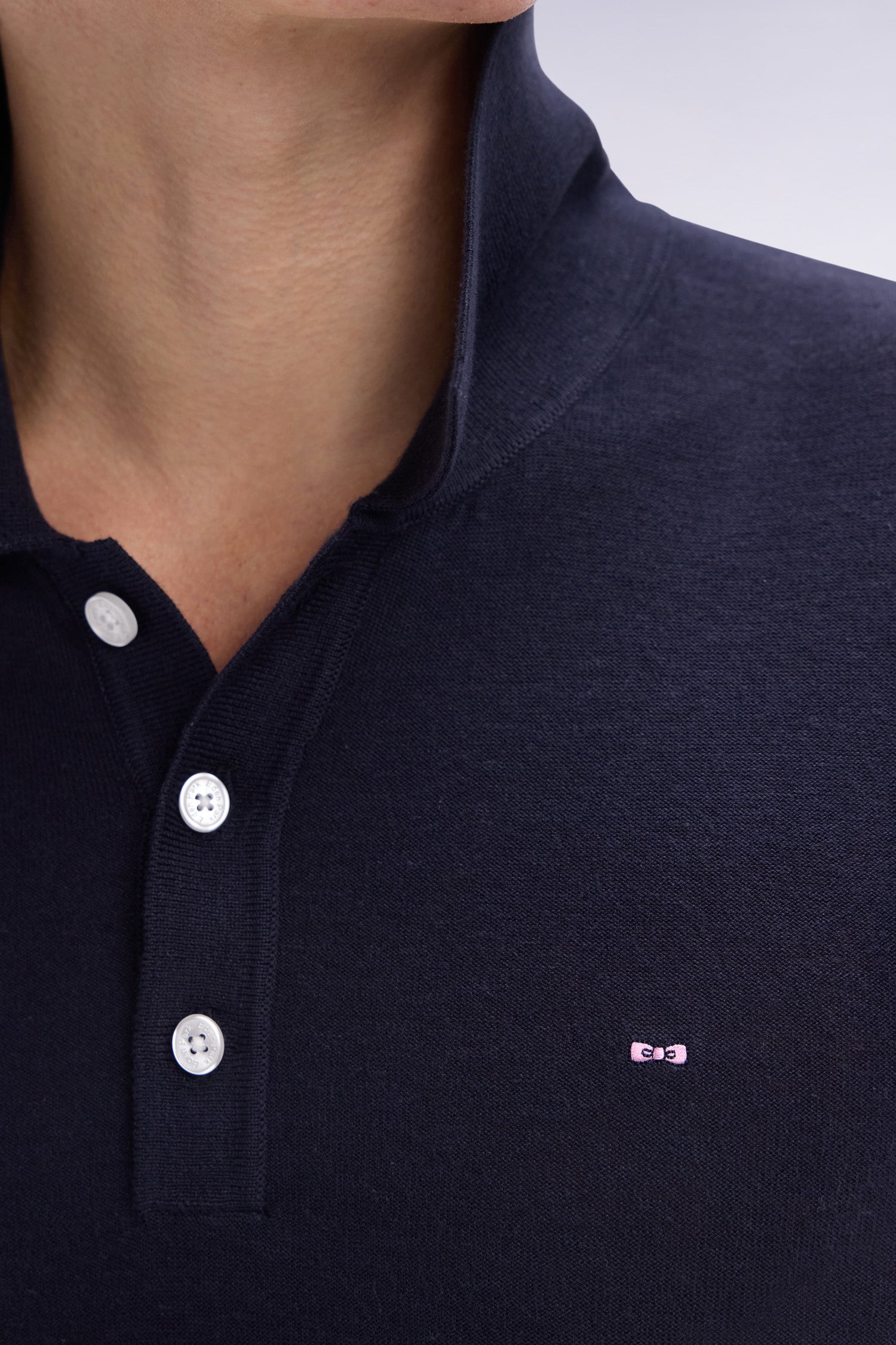 Pull manches courtes à col polo marine coupe droite