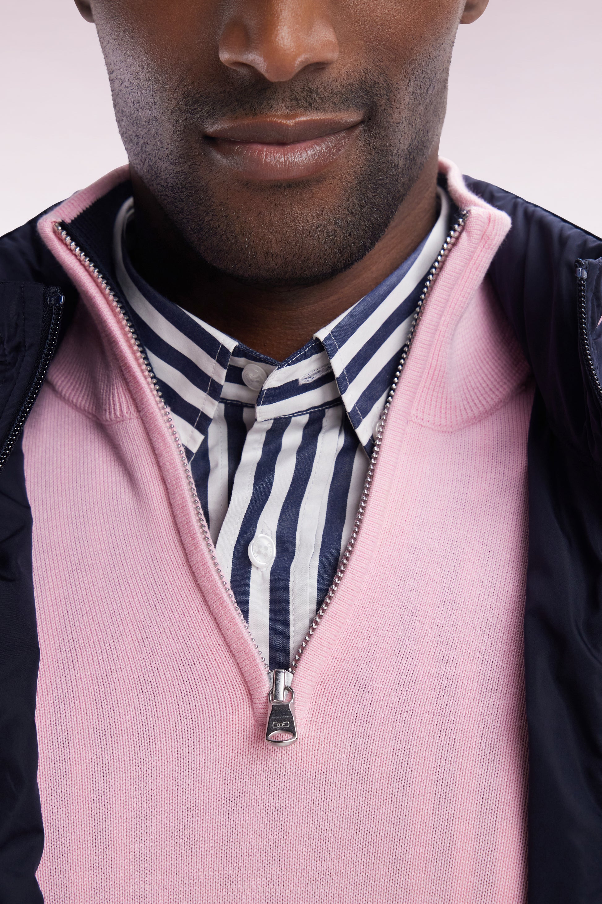 Pull col camionneur en coton rose coupe droite