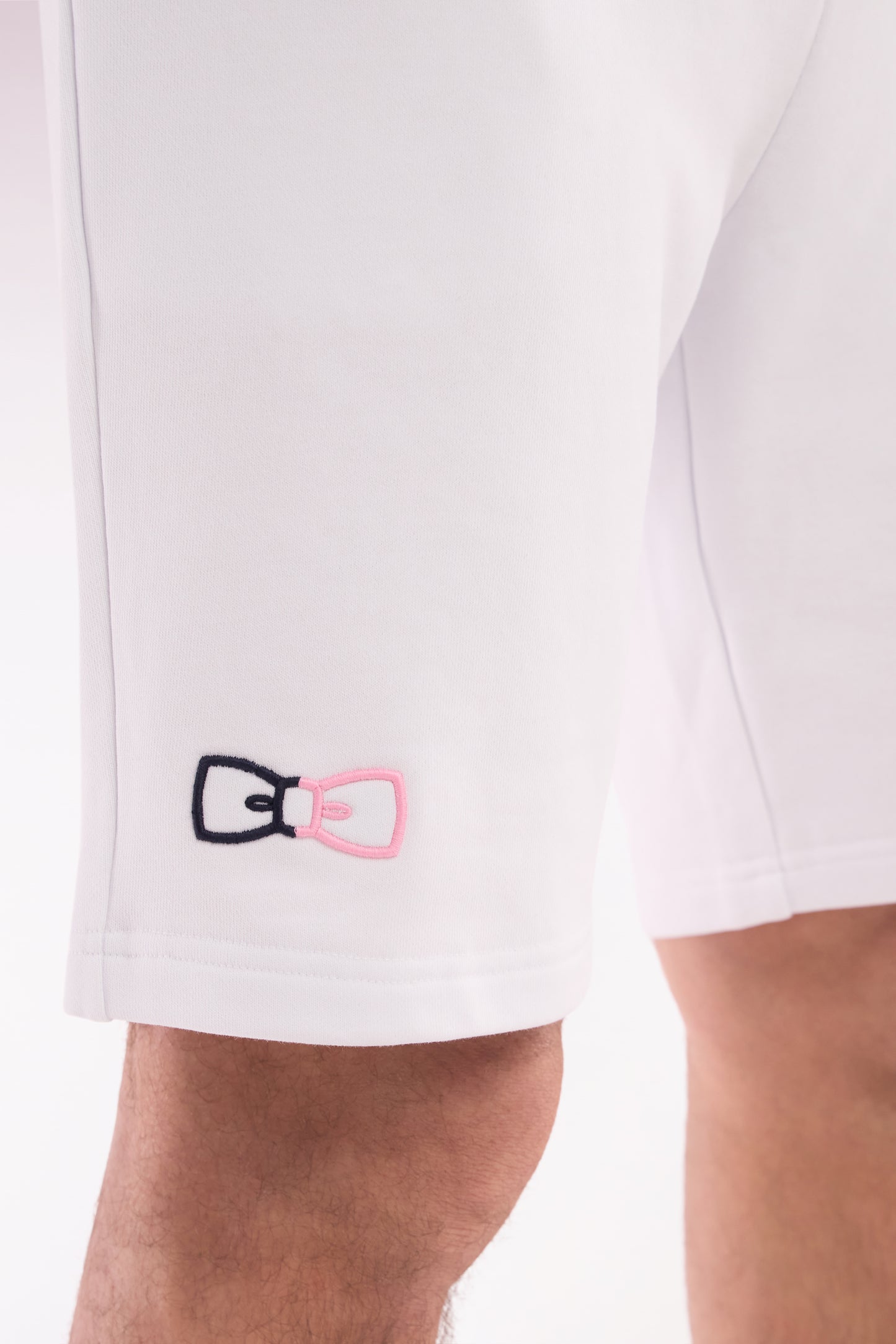Relaxed-fit white cotton fleece jogger shorts