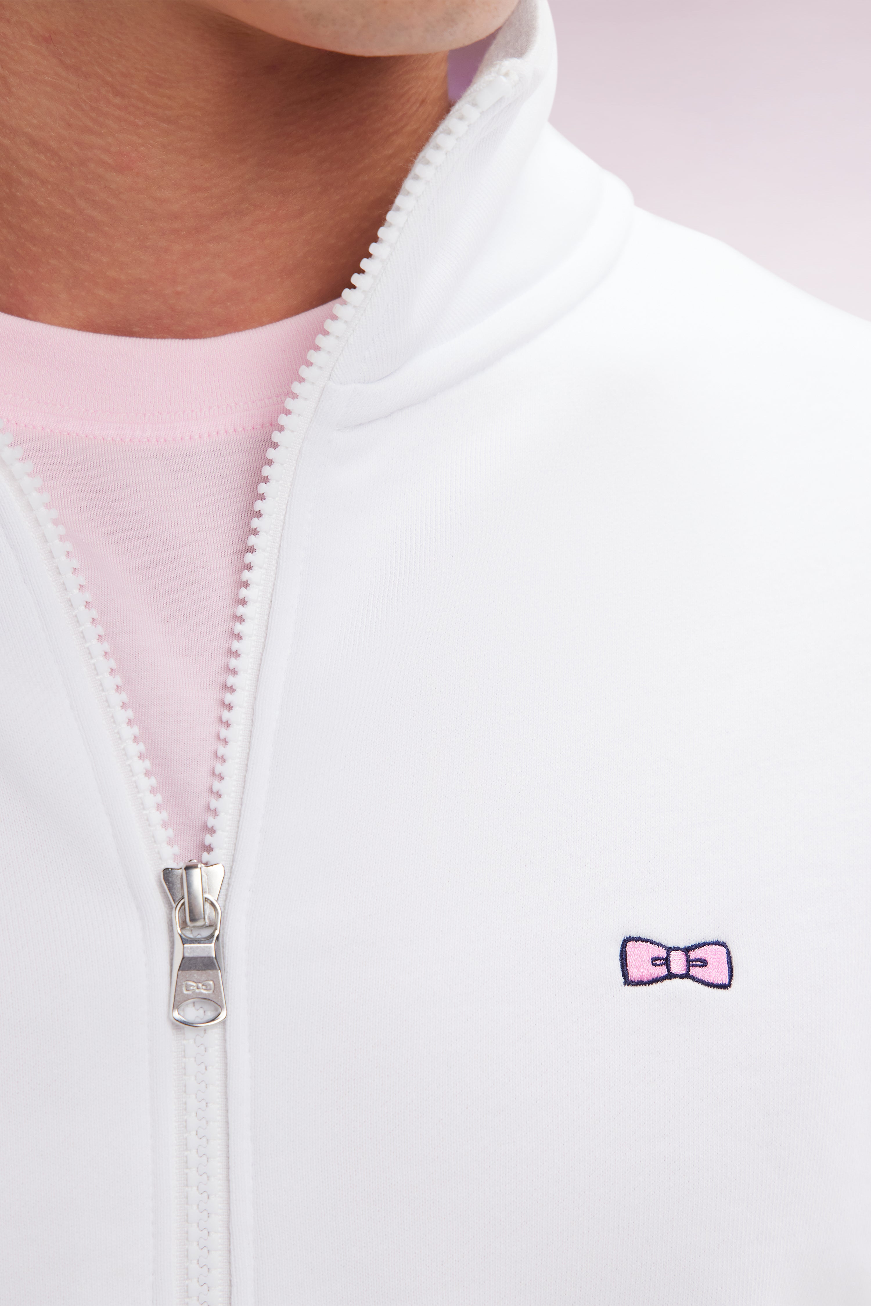 Sweatshirt zippé en coton blanc coupe droite