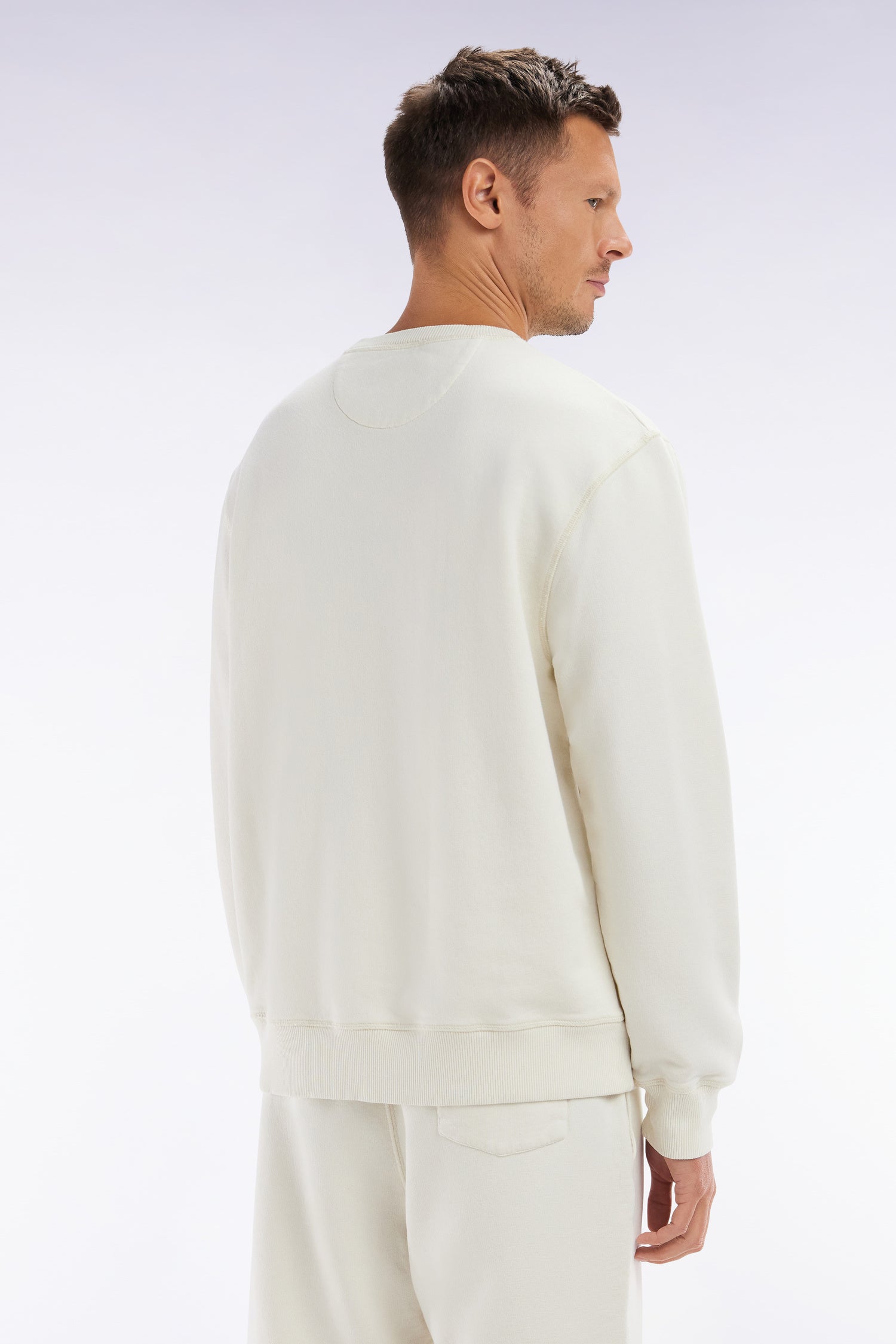 Sweatshirt surteint à col rond en molleton coton beige coupe décontractée