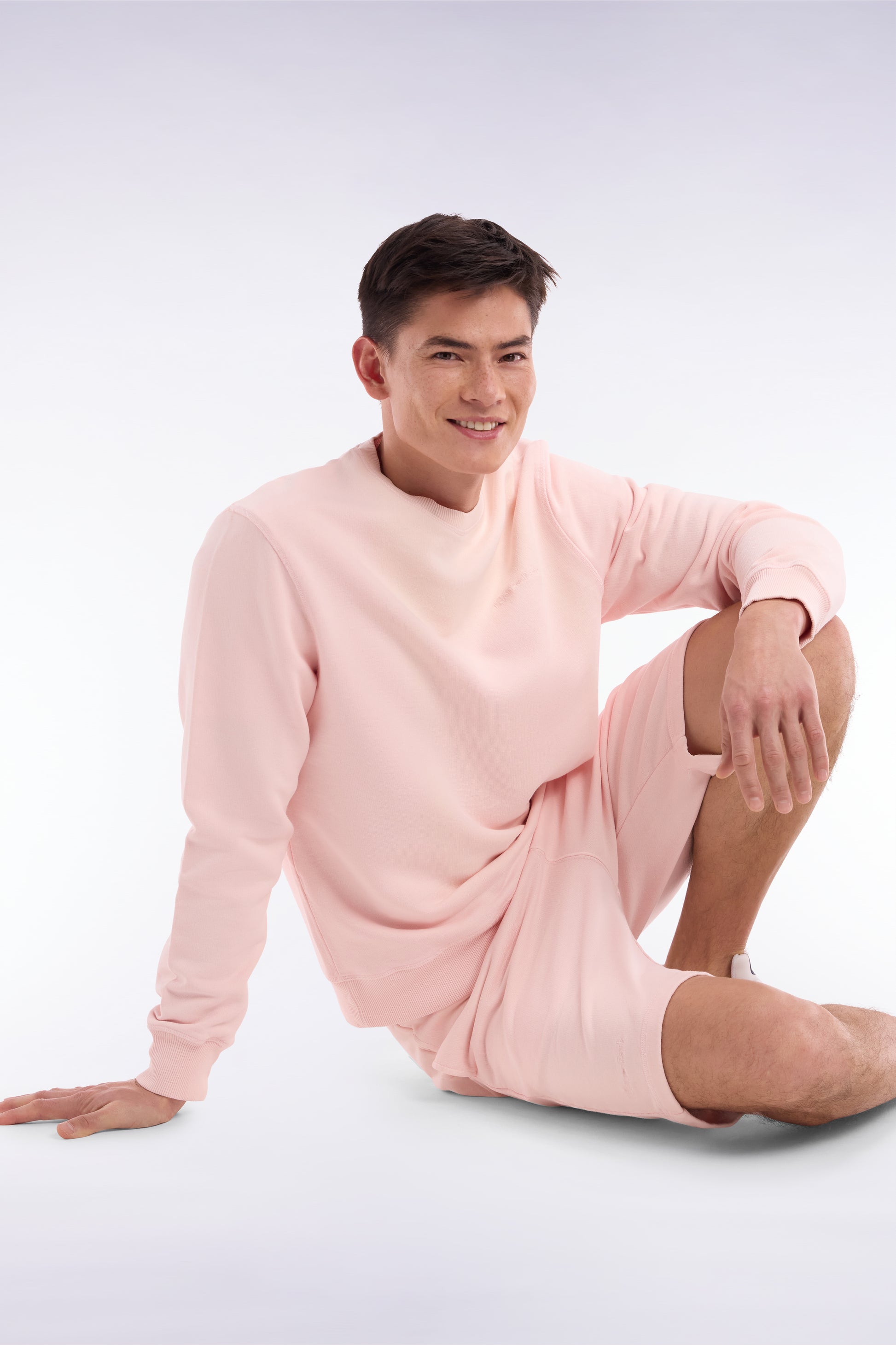 Sweatshirt surteint à col rond en molleton coton rose pâle coupe décontractée