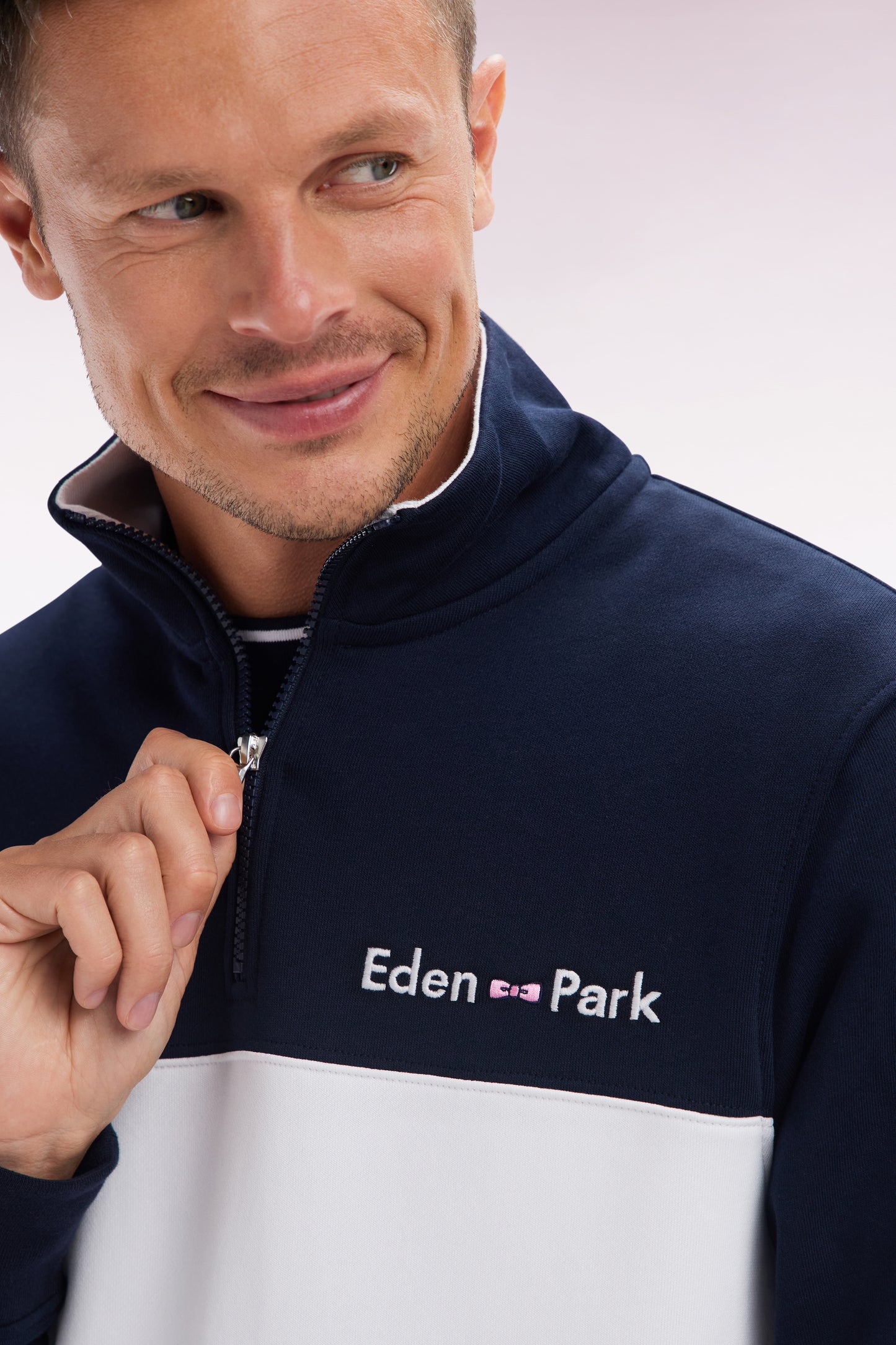 Straight-fit two-tone white and navy cotton trucker collar sweatshirt