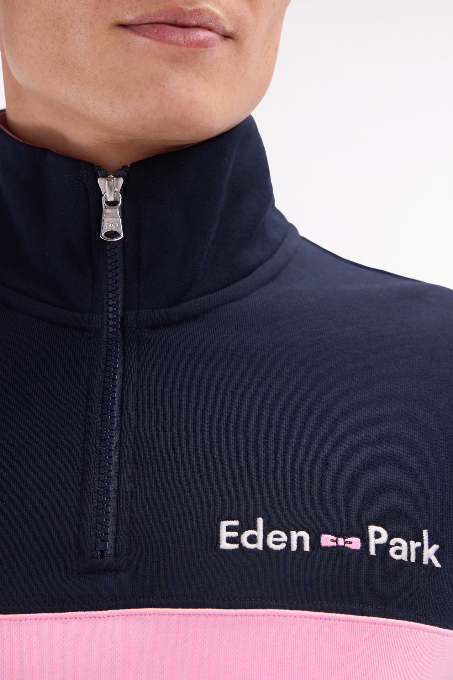 Straight-fit two-tone pink and navy cotton trucker collar sweatshirt