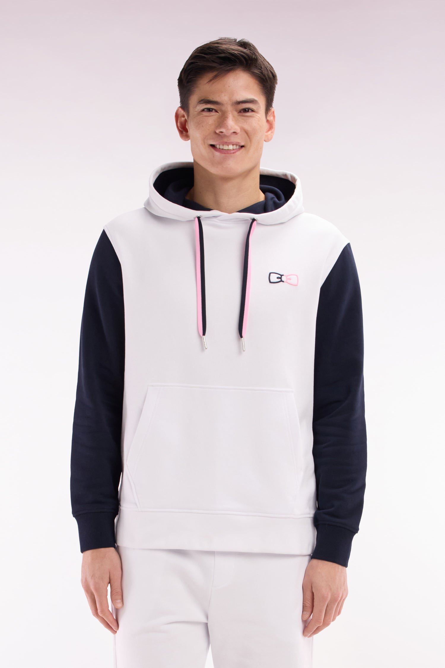 felpa con cappuccio in cotone bianco vestibilità rilassata ricamo sul retro bicolore