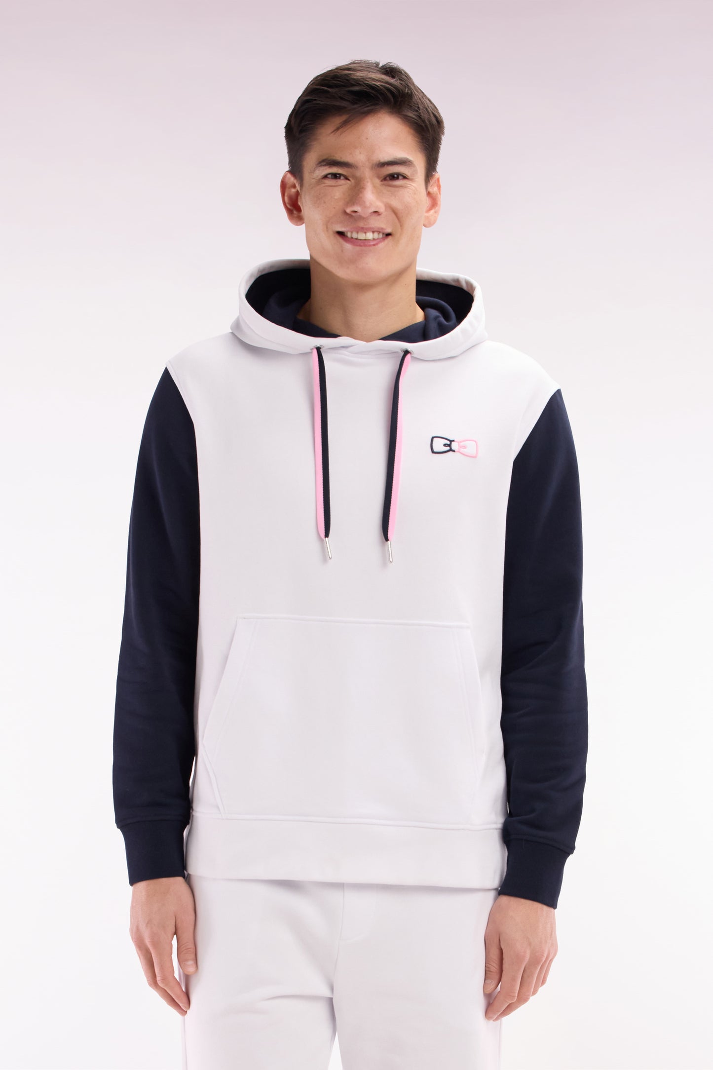 Relaxed-fit white cotton hoodie with two-tone back embroidery