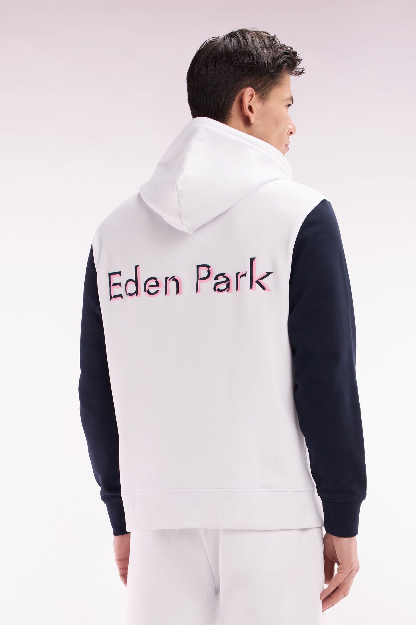 Relaxed-fit white cotton hoodie with two-tone back embroidery