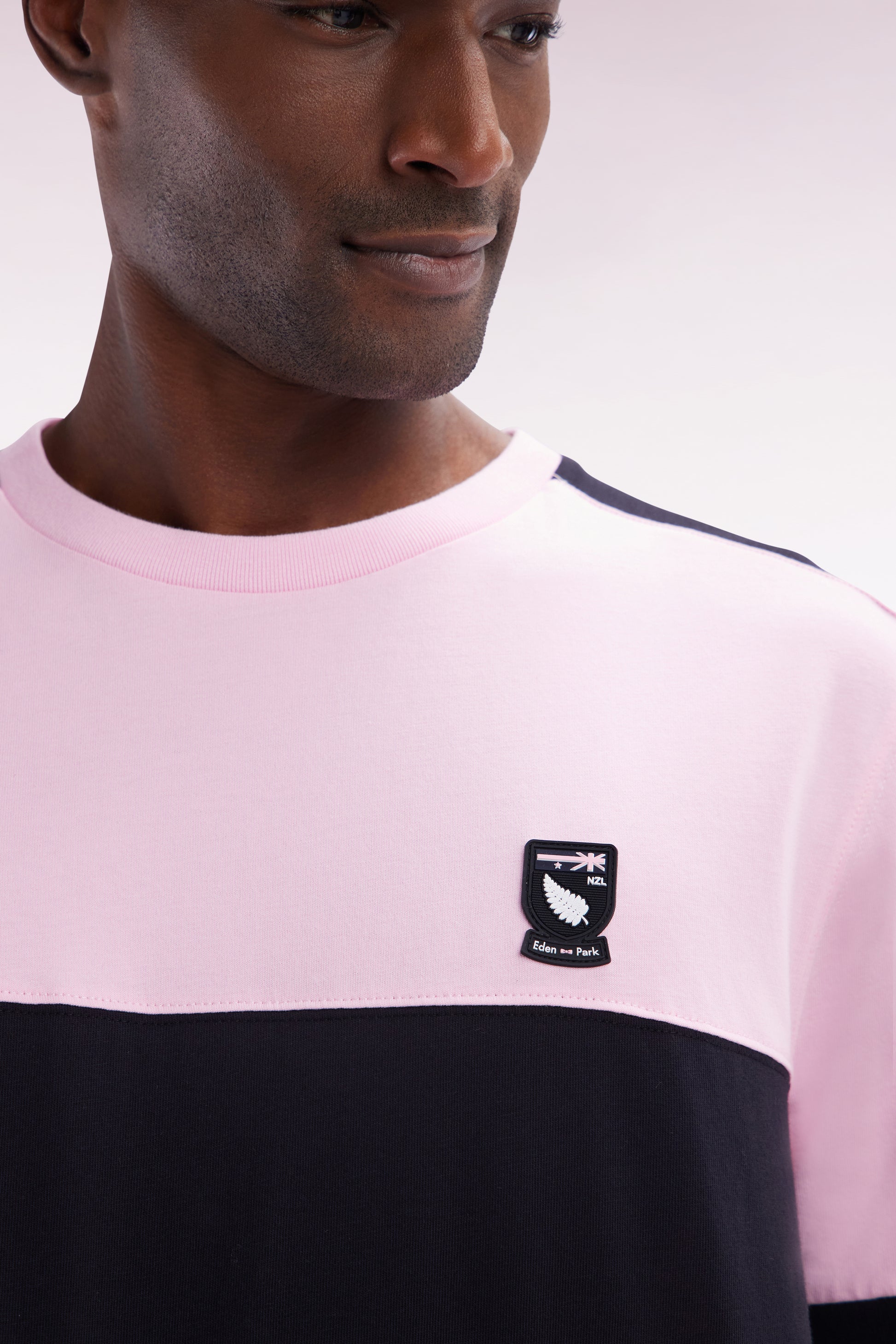 T-shirt Nouvelle Zélande en coton rose coupe décontractée