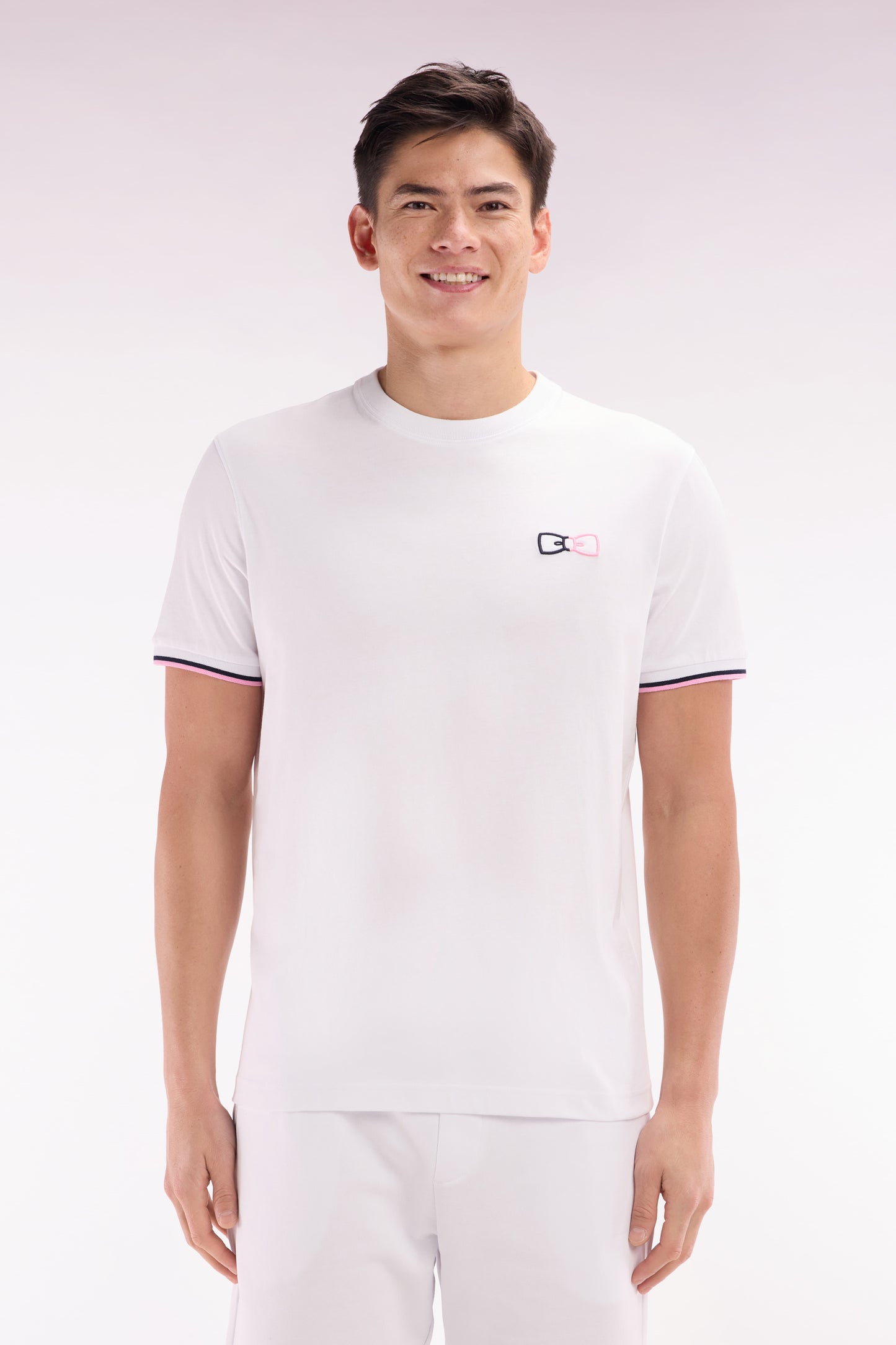 Relaxed-fit white cotton T-shirt with two-tone embroidery